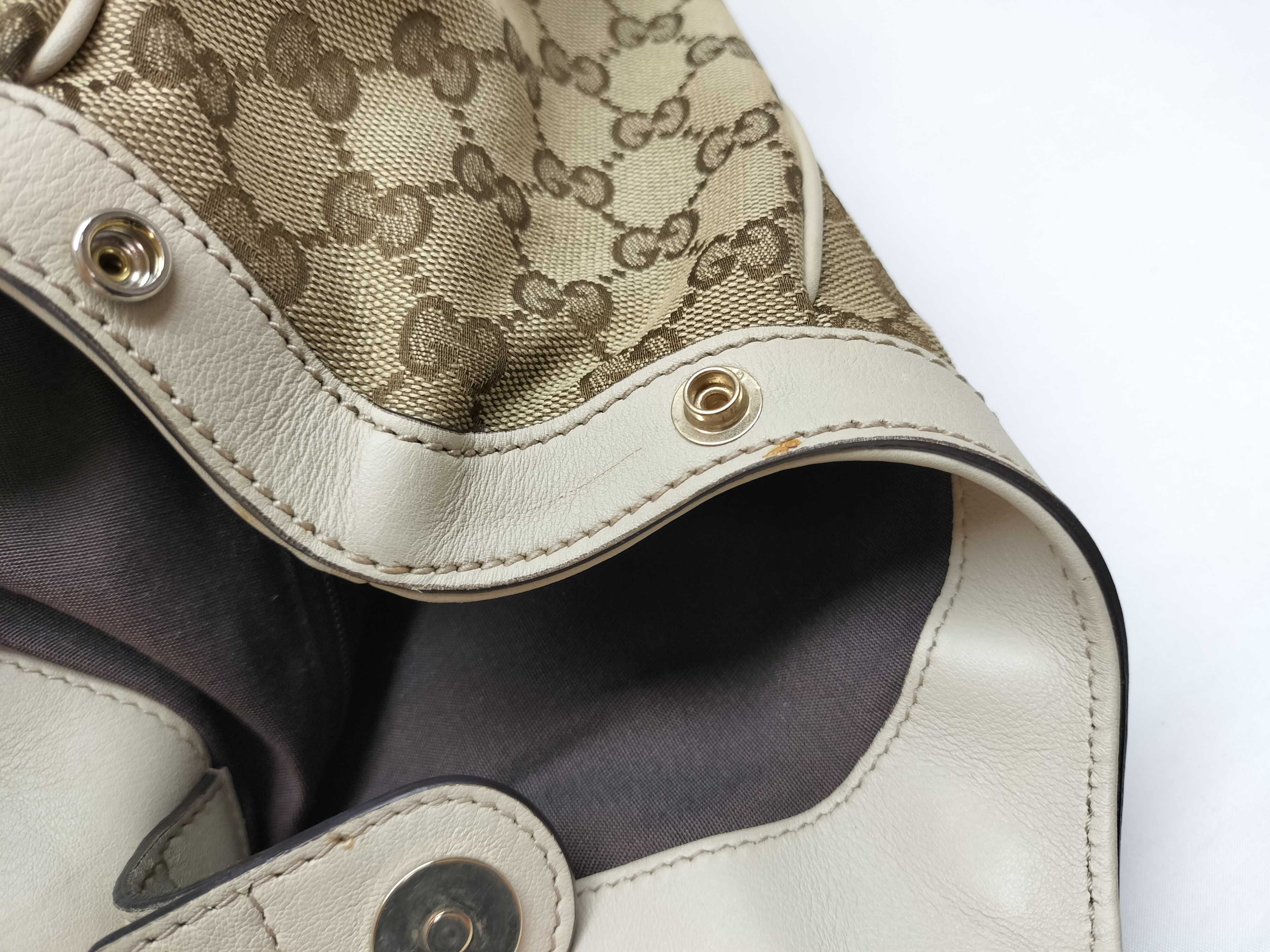 GG Canvas Shoulder Bag — view 15