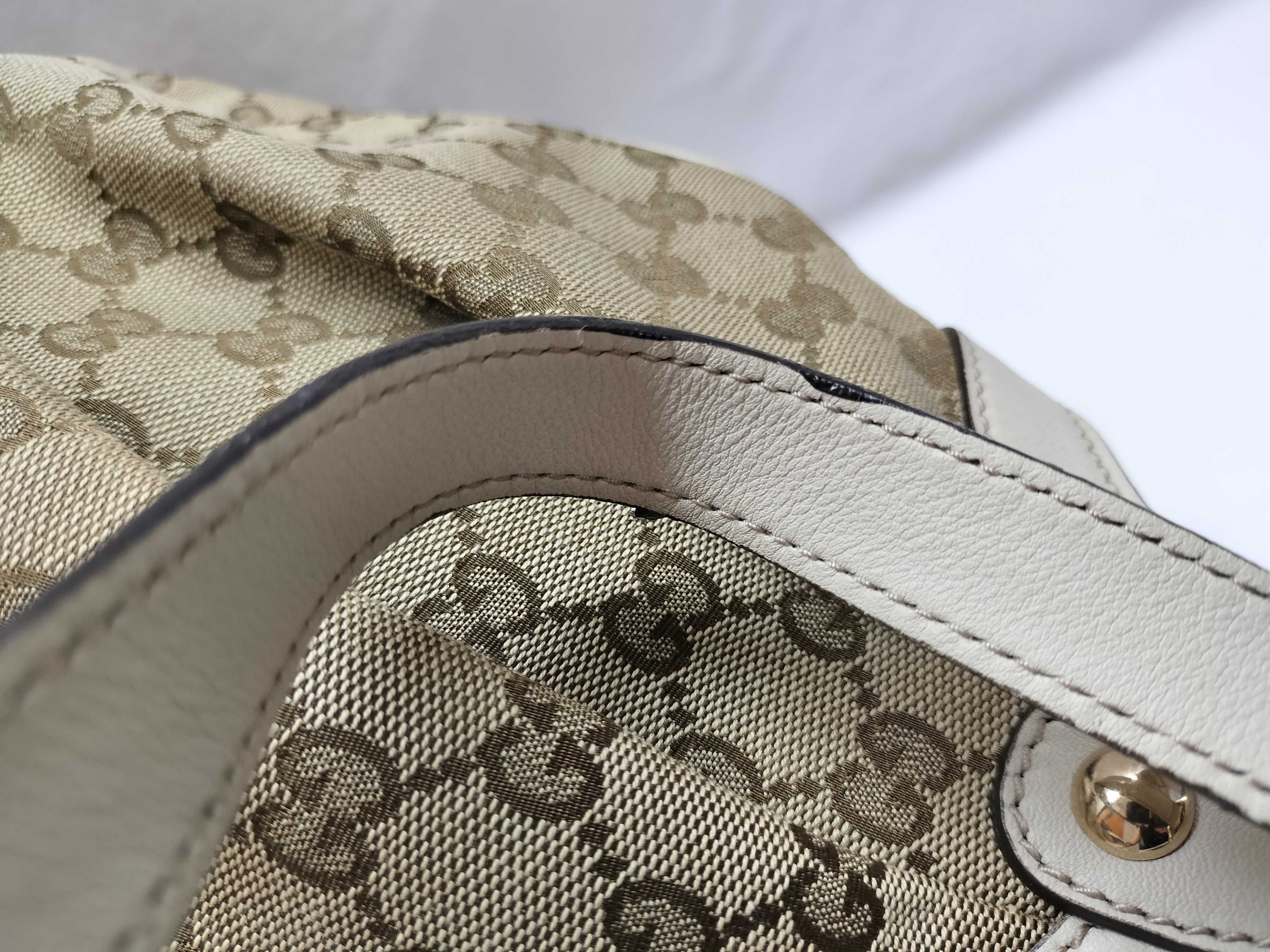 GG Canvas Shoulder Bag — view 7