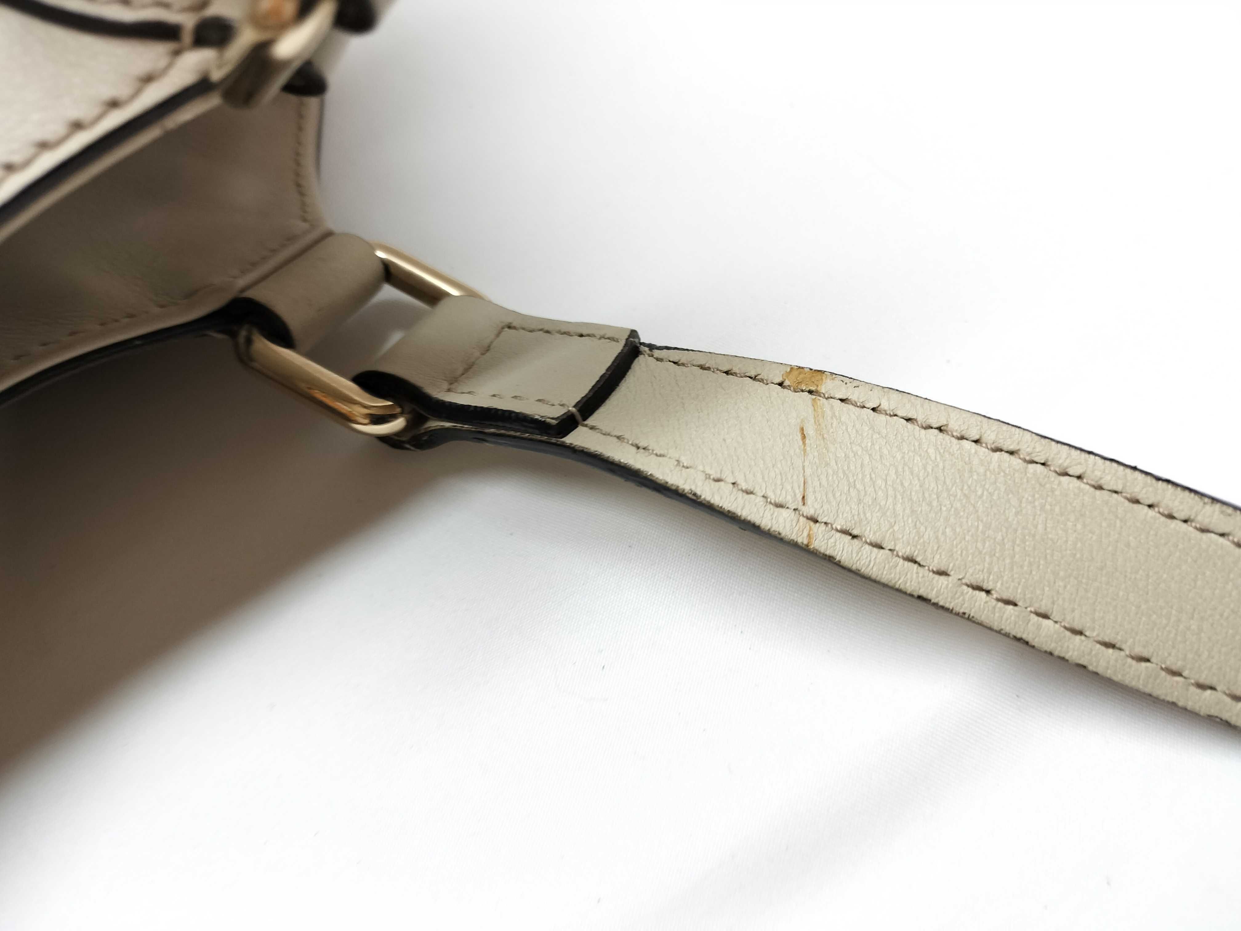 GG Canvas Shoulder Bag — view 8