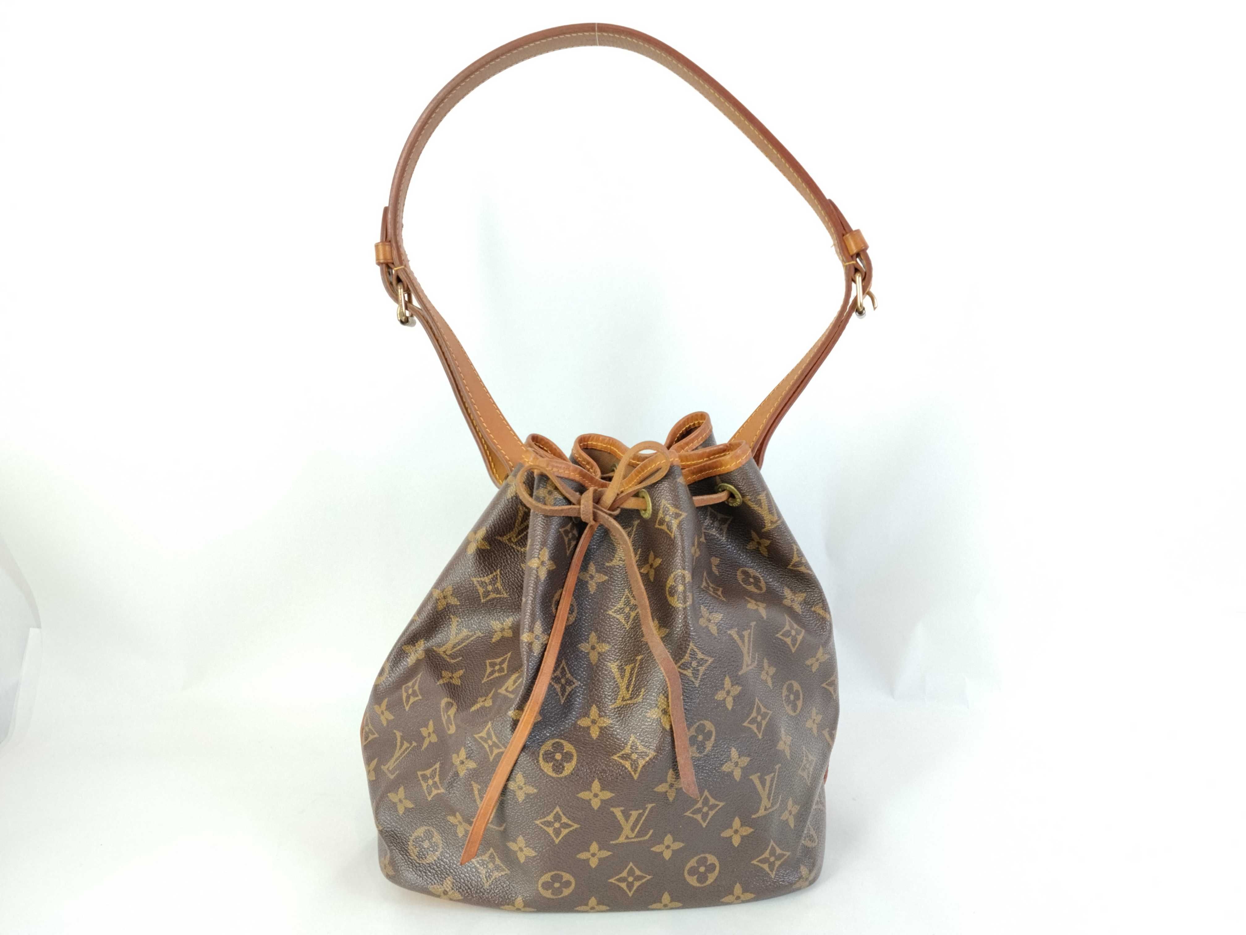 Monogram Noé Shoulder Bag