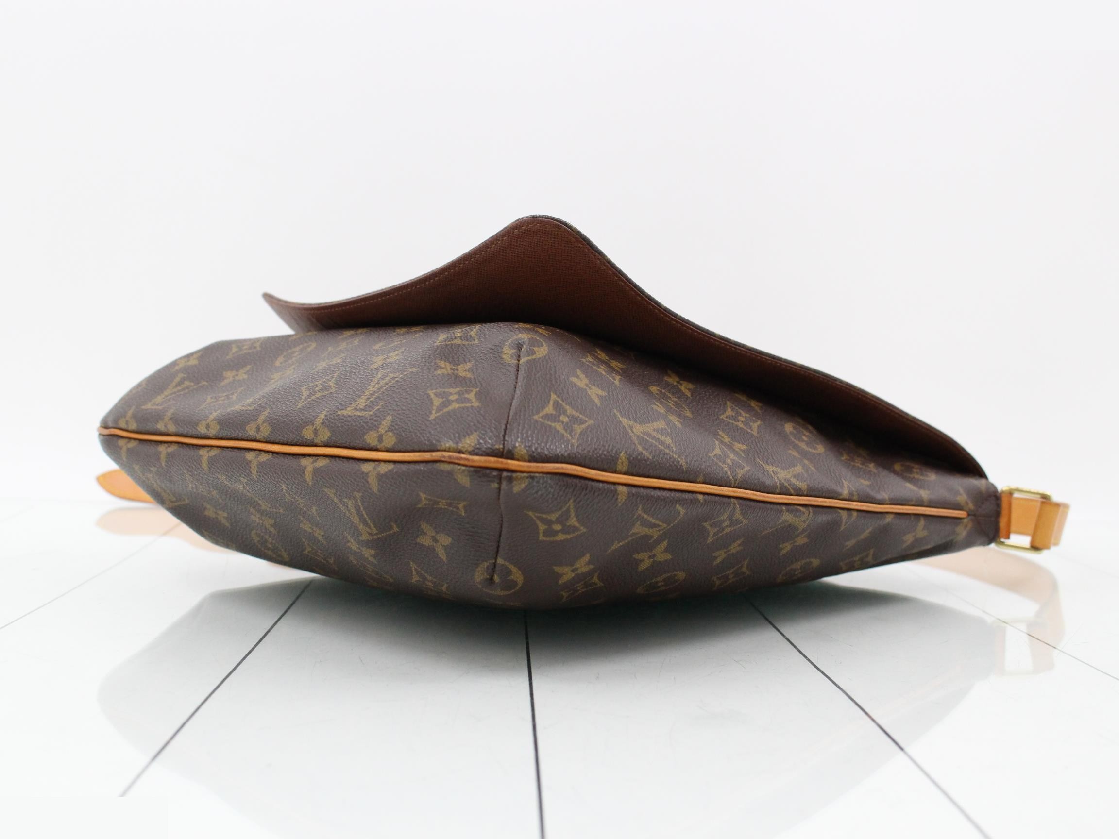 M52157 Musette — view 6