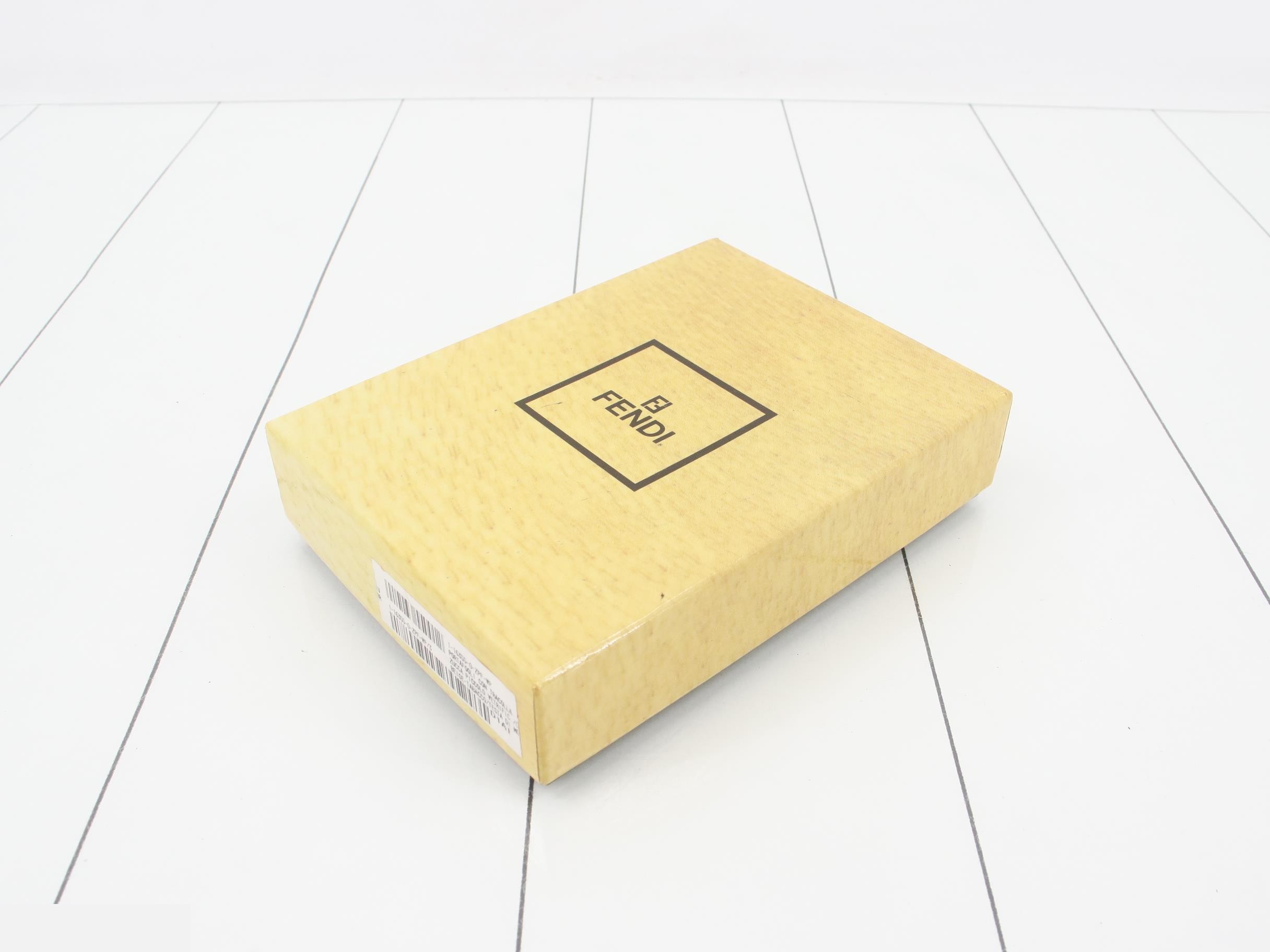 ZUCCA (bag) - Wallet - Shoulder Wallet — view 5
