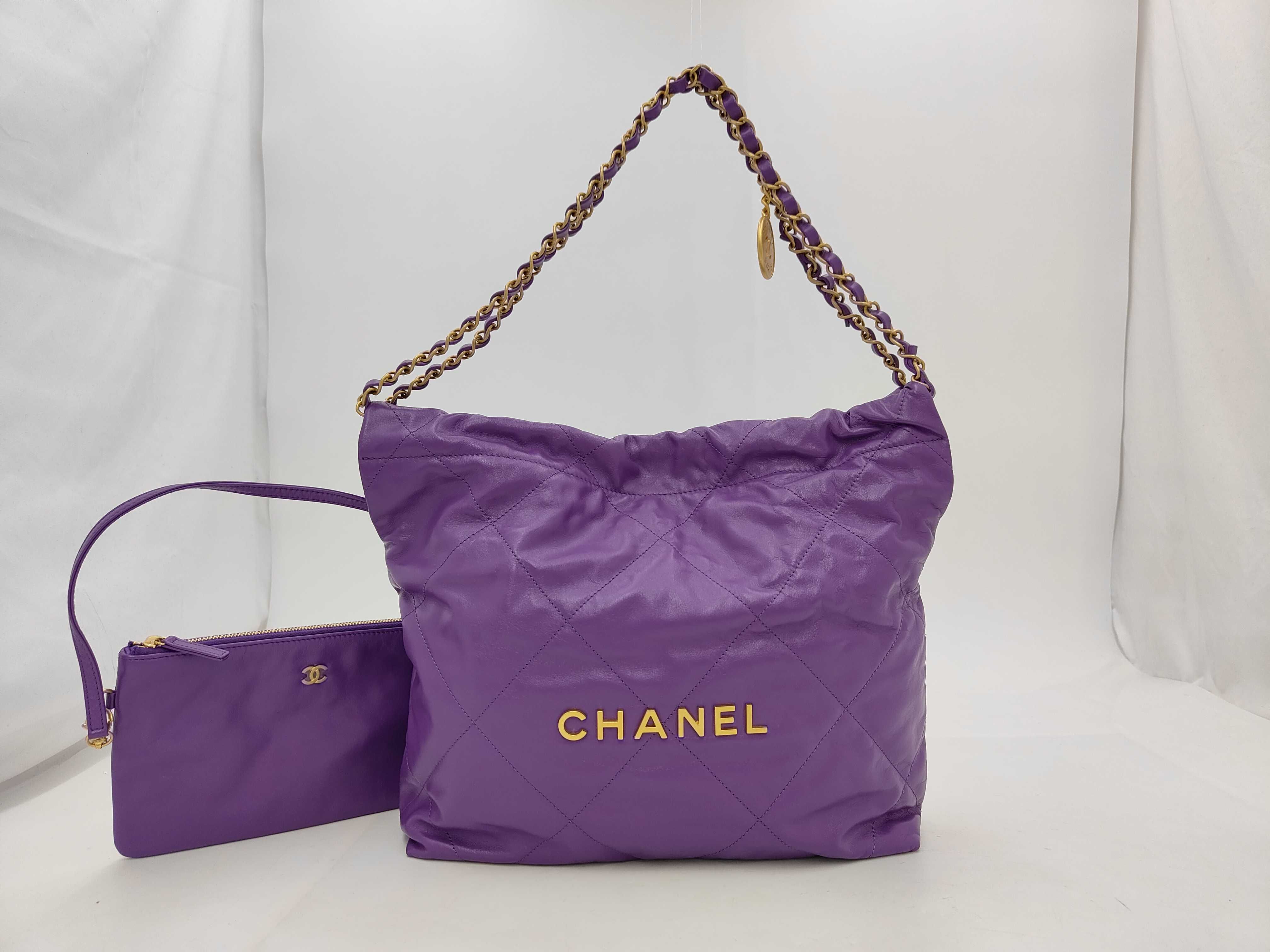 22 Small Shiny Calfskin Purple Gold Hardware Shoulder Bag K3G7H4X9
