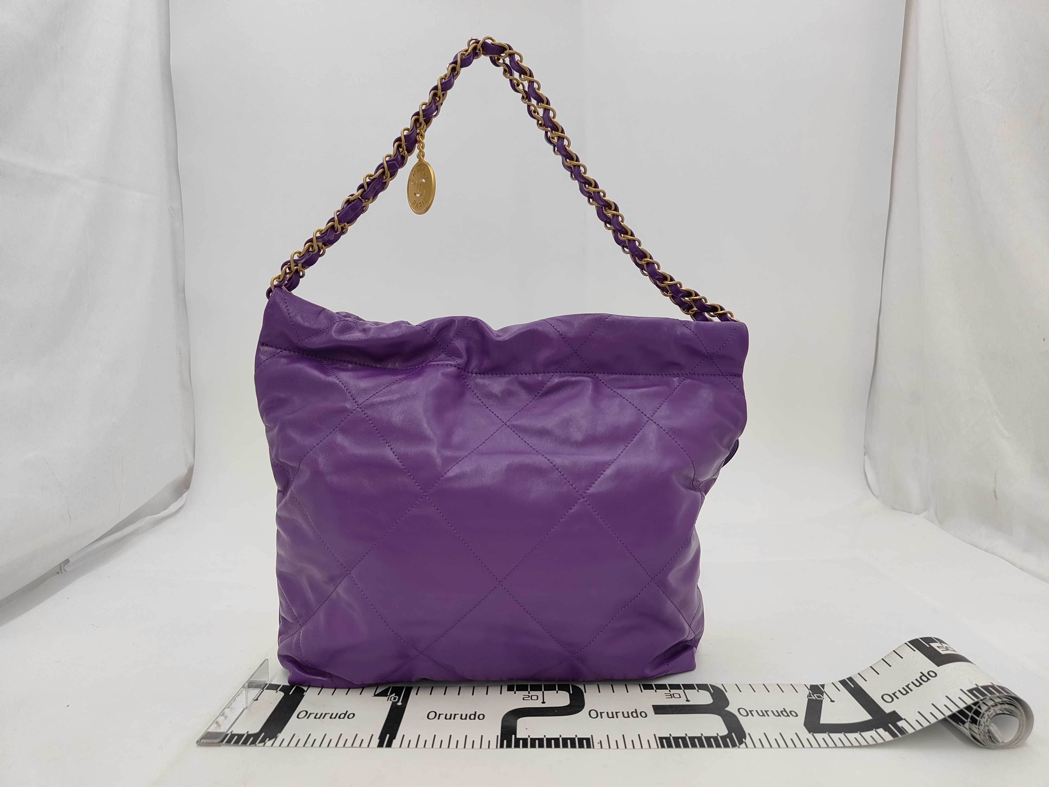22 Small Shiny Calfskin Purple Gold Hardware Shoulder Bag K3G7H4X9 — view 2