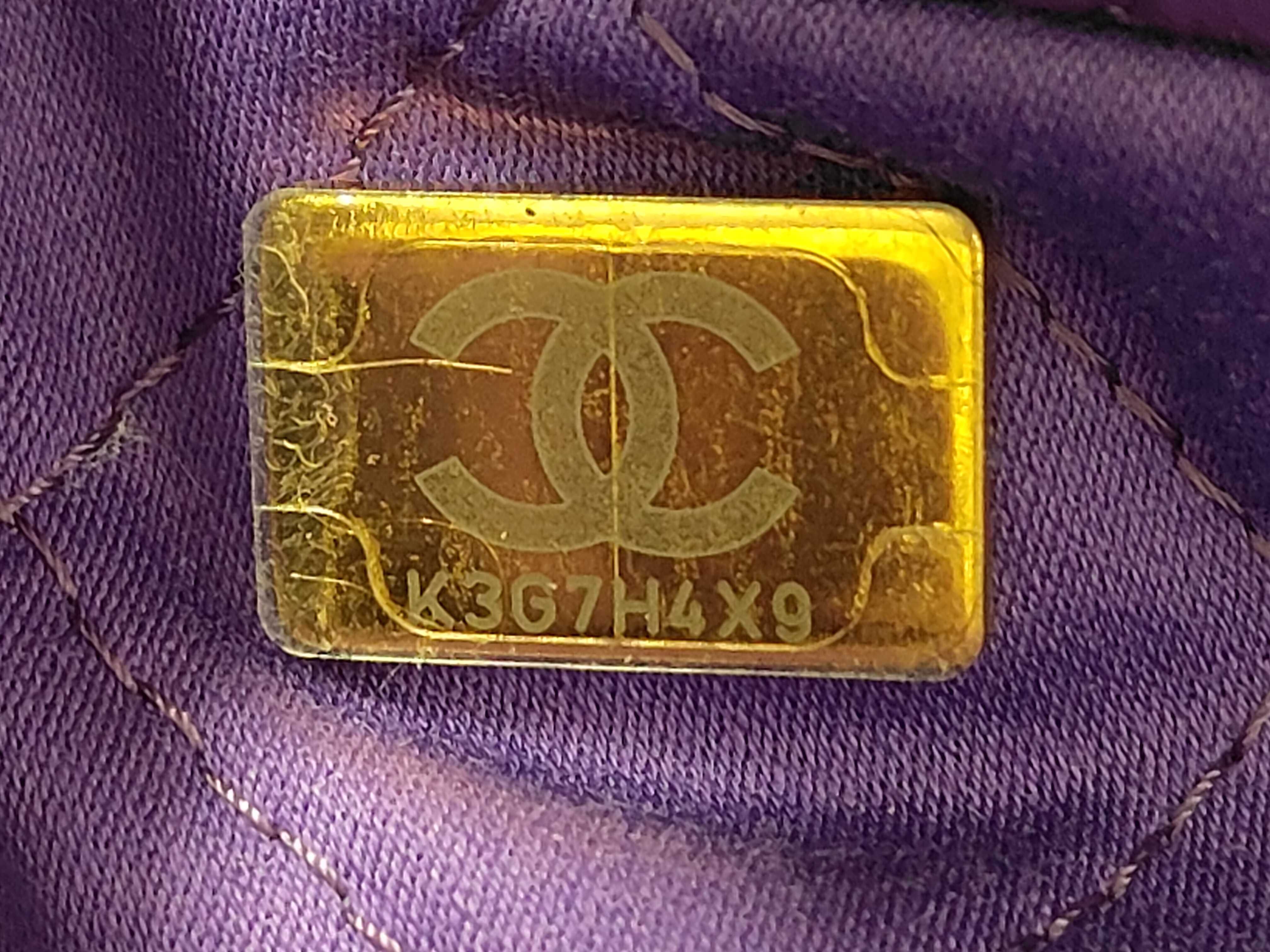 22 Small Shiny Calfskin Purple Gold Hardware Shoulder Bag K3G7H4X9 — view 10