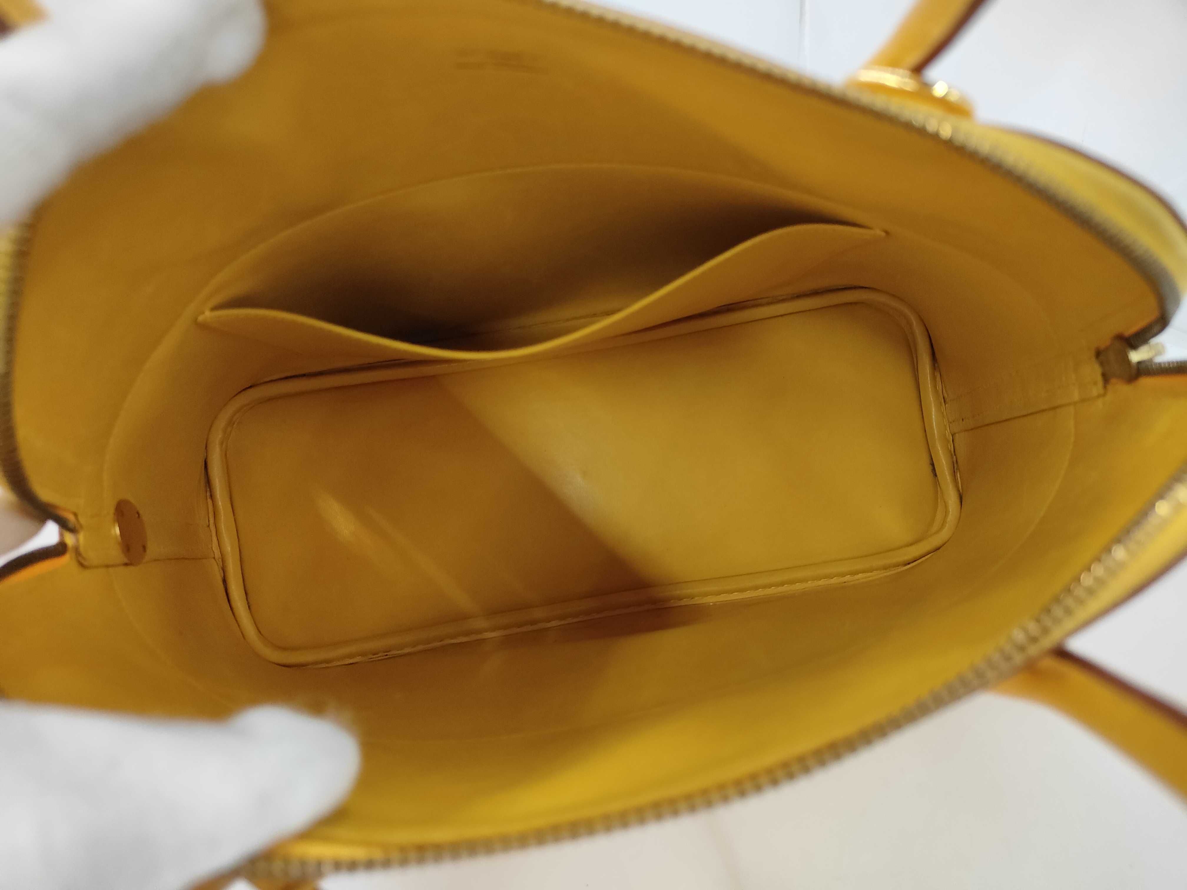 Bolide 31 Epsom Shoulder Bag — view 8