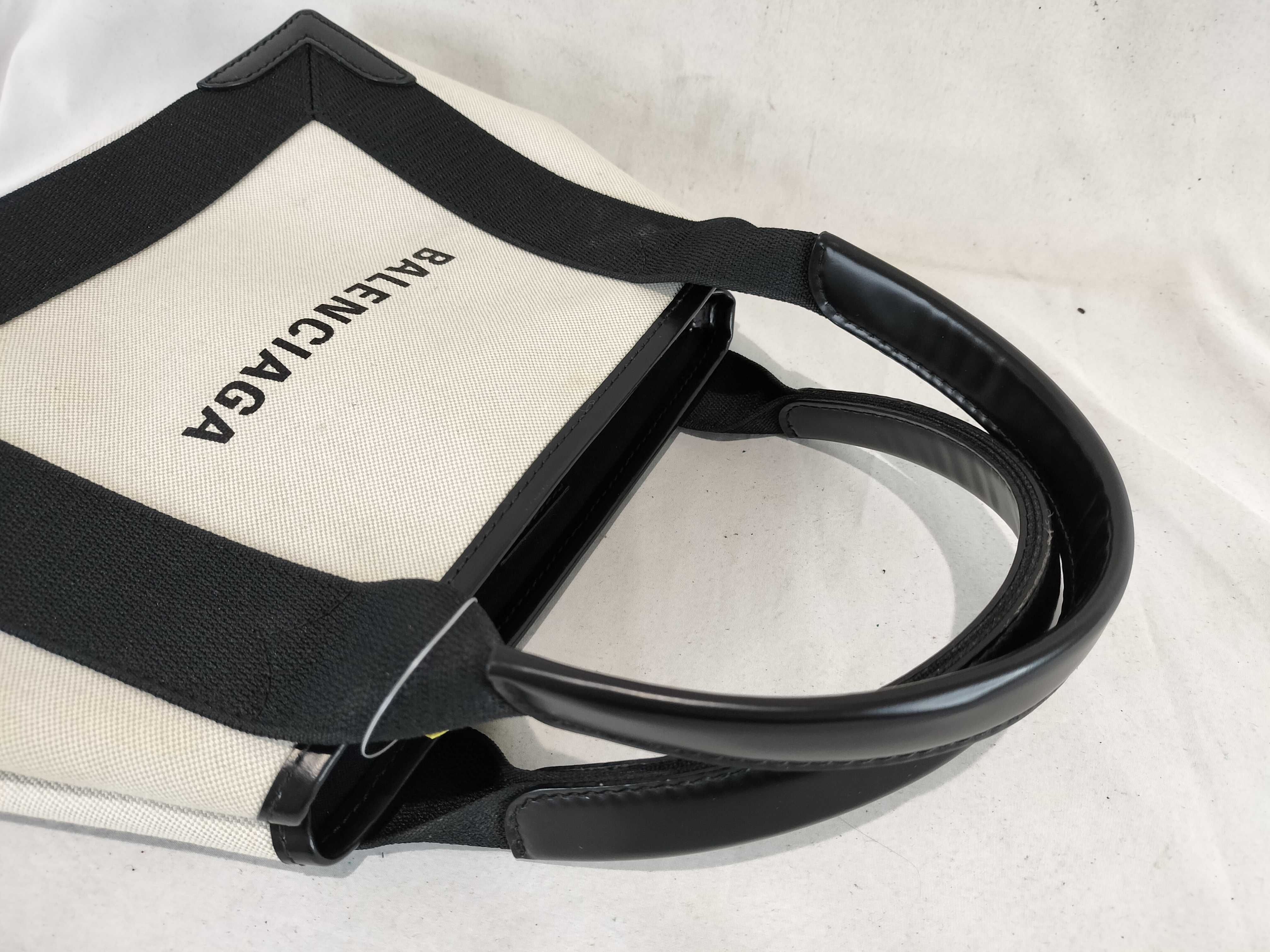 Navy Cabas XS White x Black Handbag — view 3