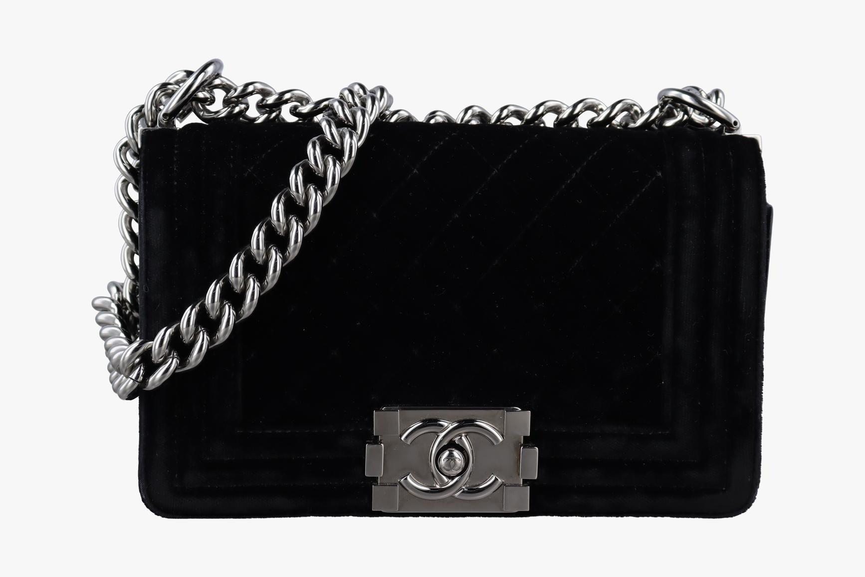 Boy Chanel Velour Black