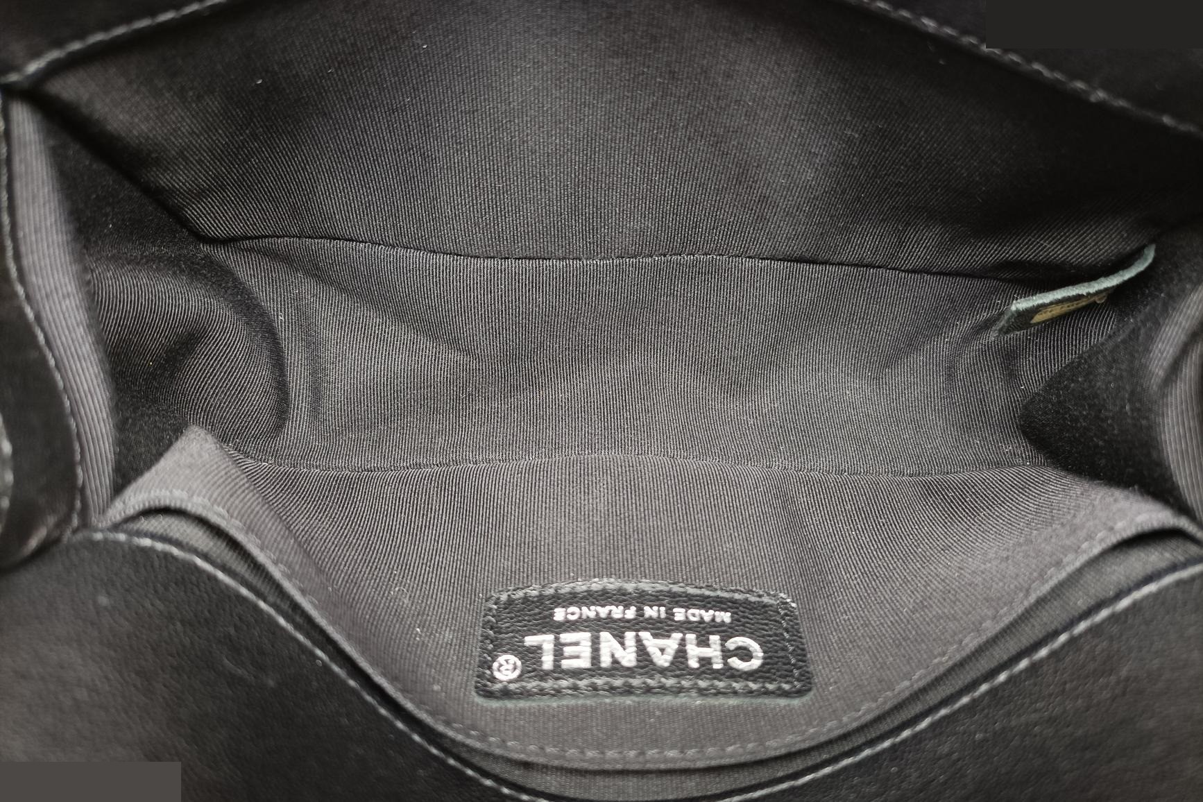 Boy Chanel Velour Black — view 6