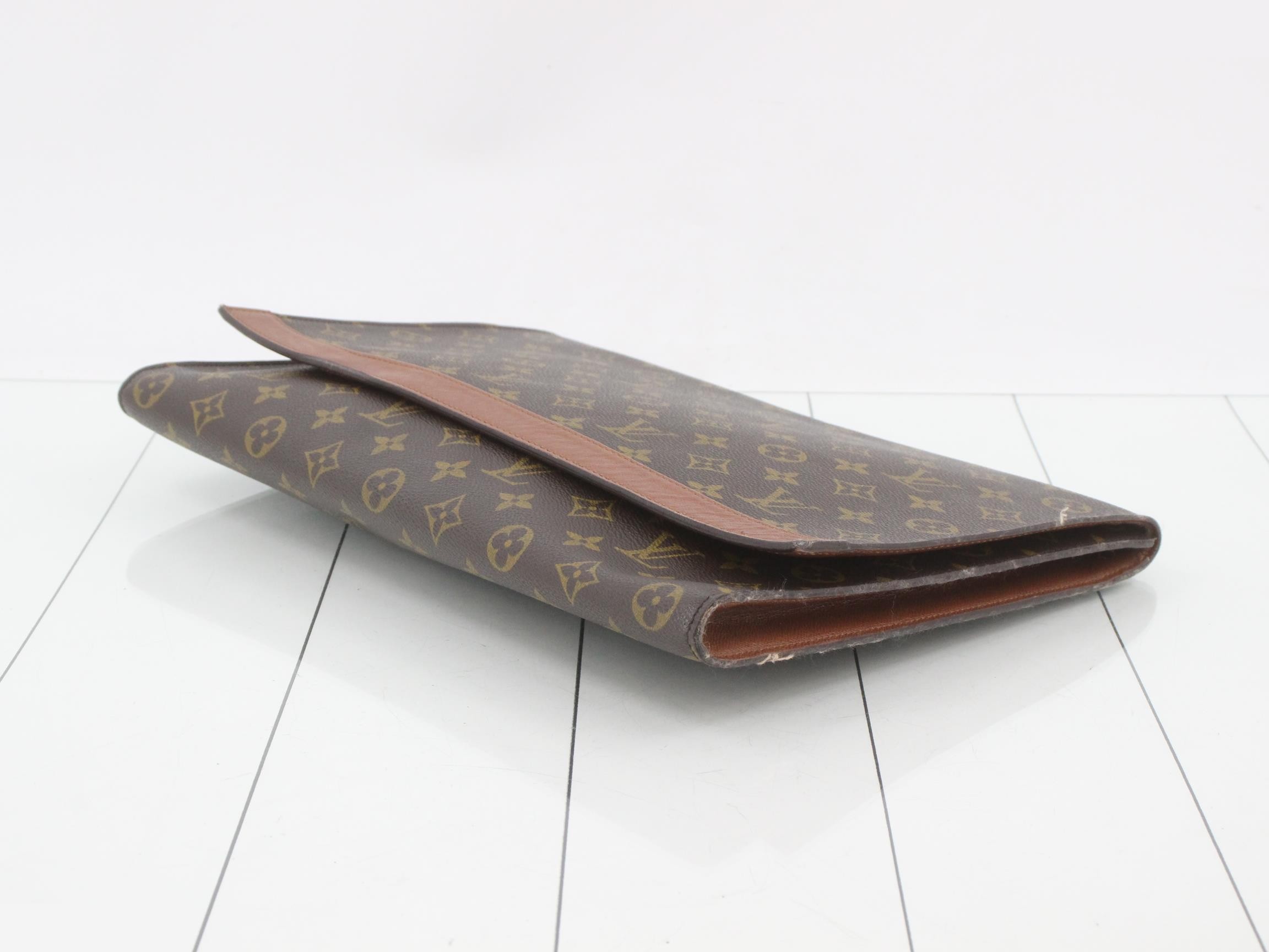 Monogram Case — view 6