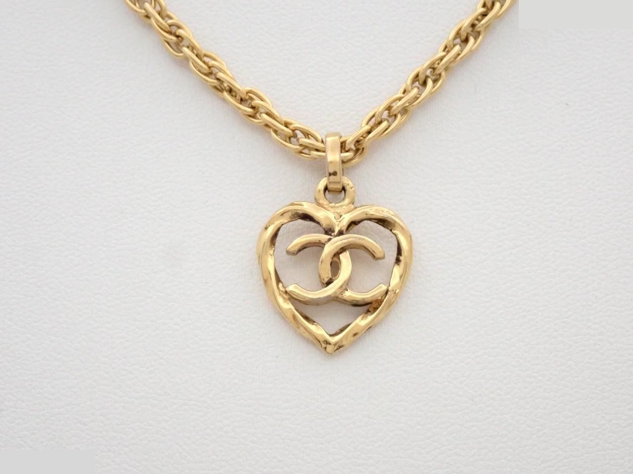 Coco Mark Heart Gold Necklace with Box and Chain (approx. 40cm)