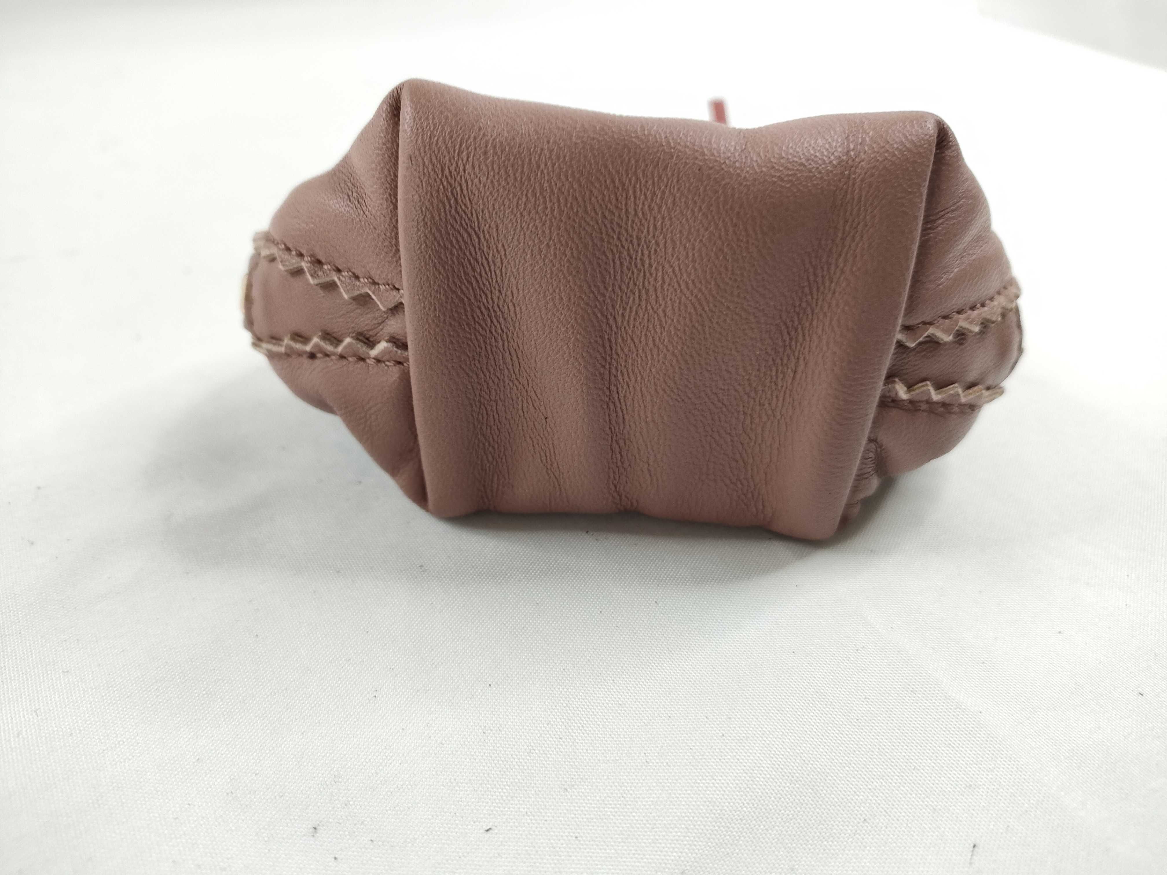 Pouch — view 4