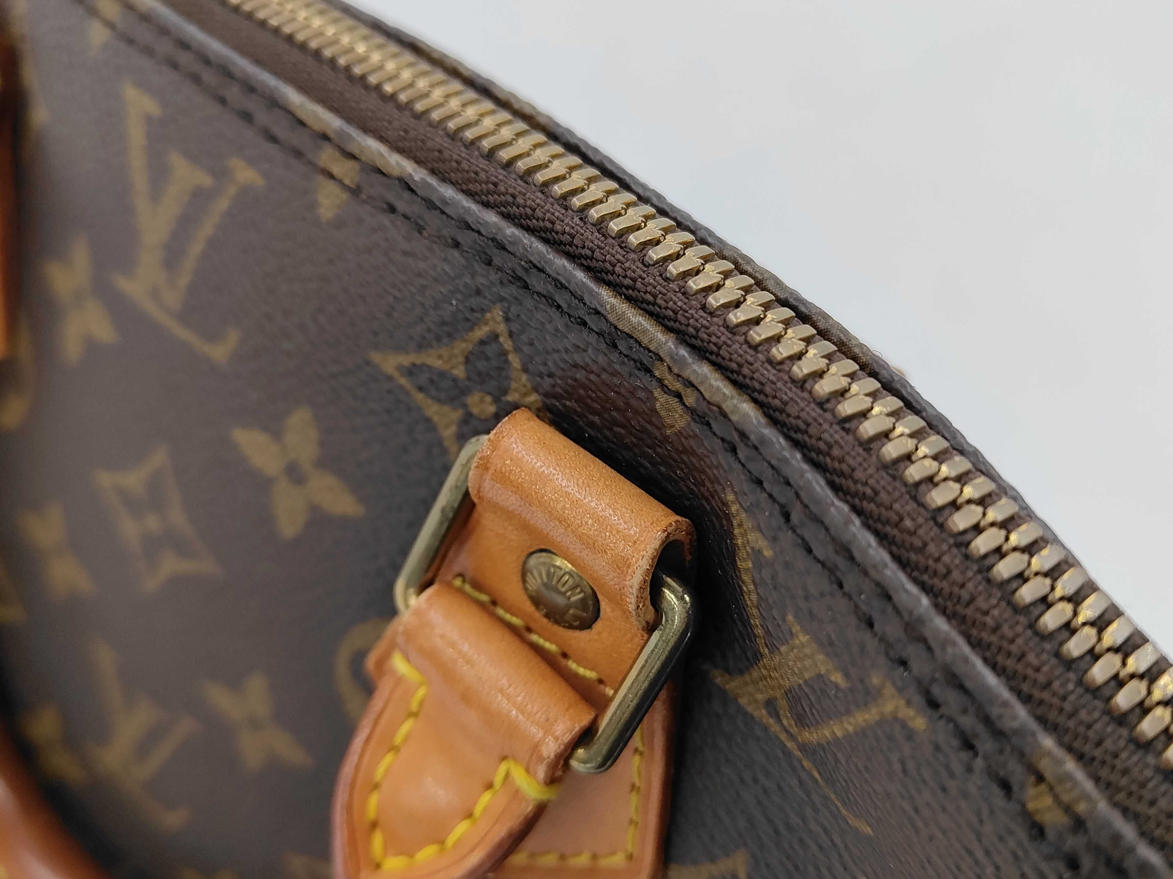 Monogram Vuitton M51130 Alma Handbag Monogram Canvas Brown Handbag — view 7