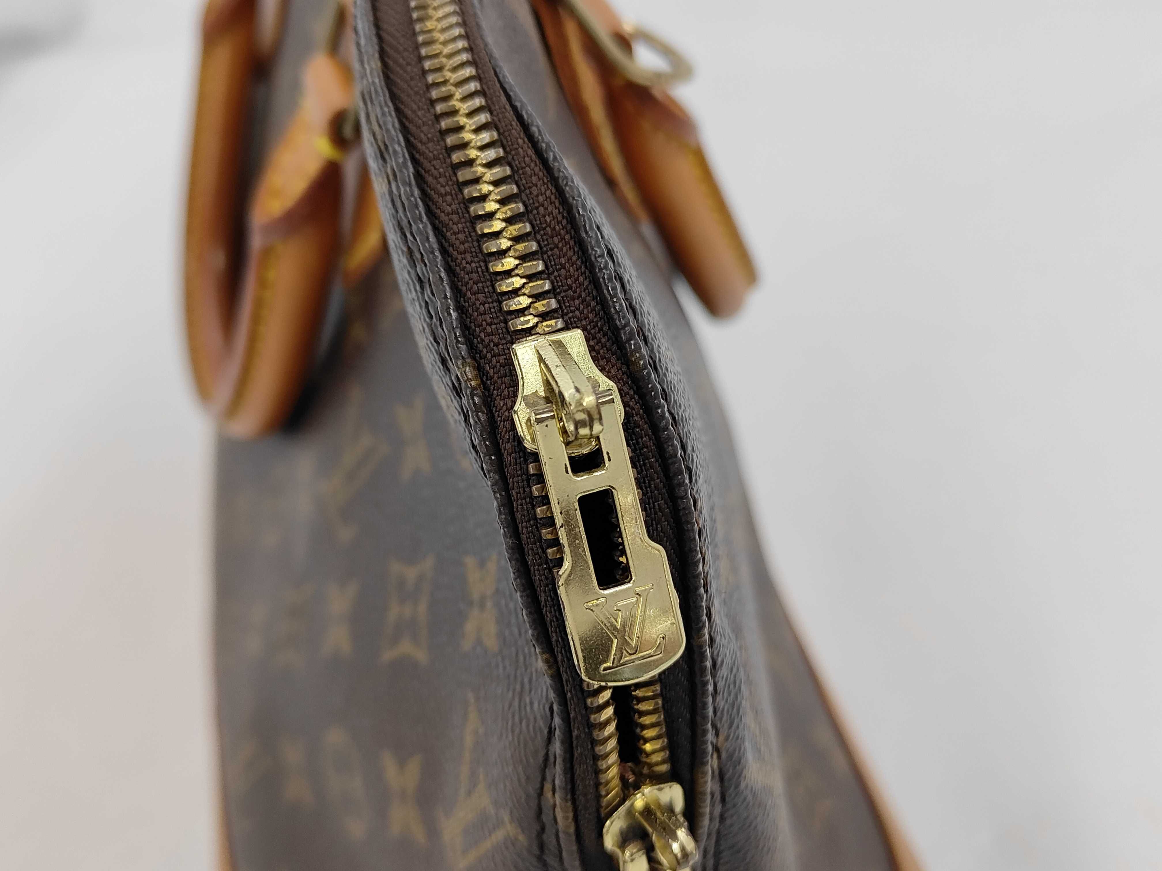 Monogram Vuitton M51130 Alma Handbag Monogram Canvas Brown Handbag — view 8