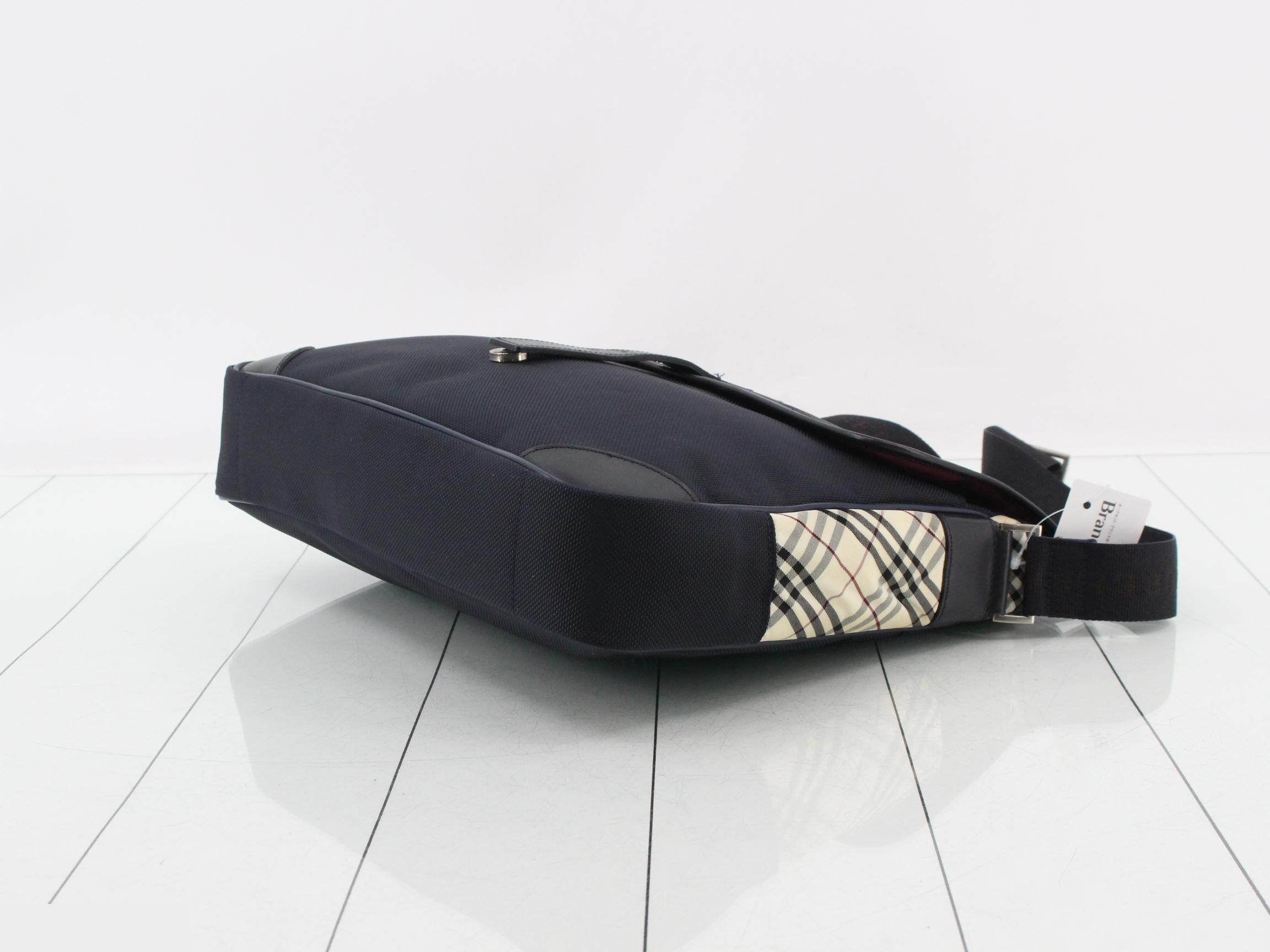 Black Label Shoulder Bag - Check — view 6