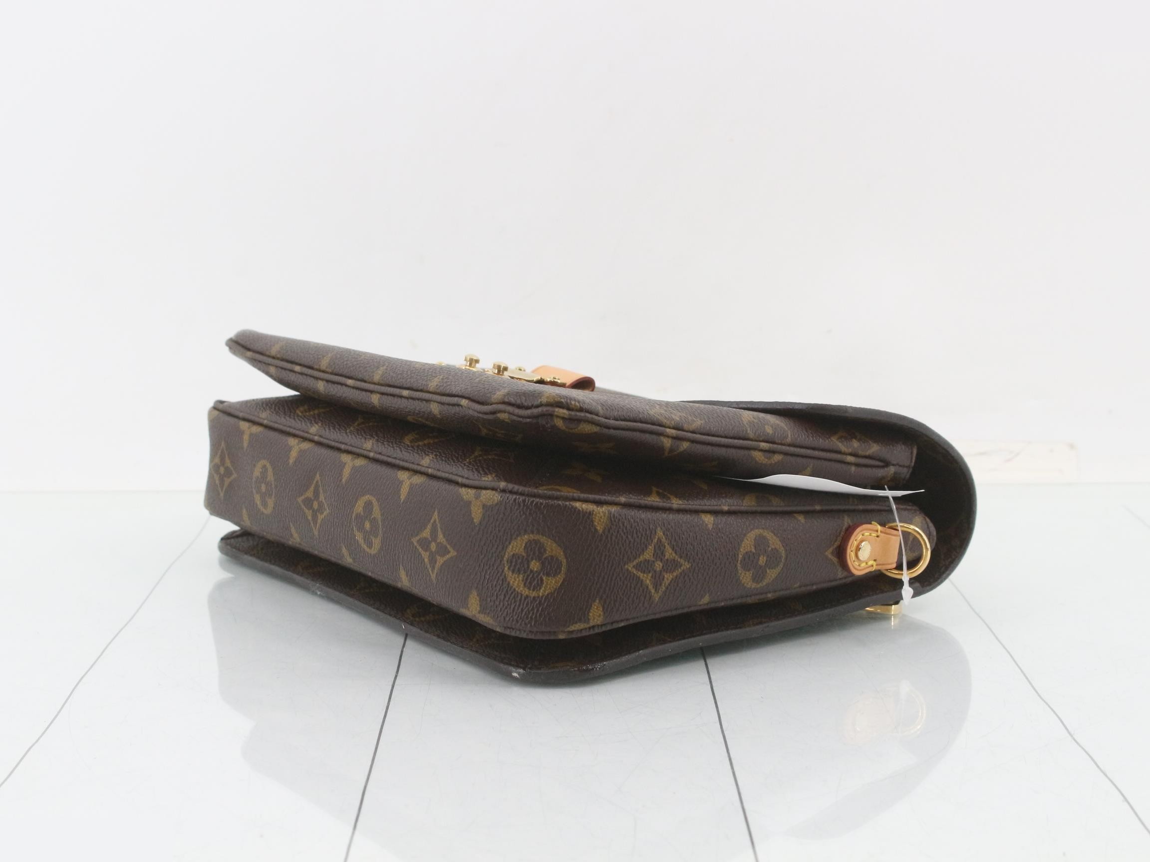 Monogram Pochette Metis MM 2-Way Handbag — view 6