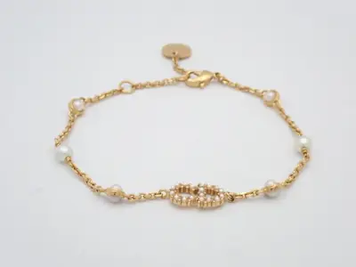bracelet/bangle, wrist circumference approximately 17cm