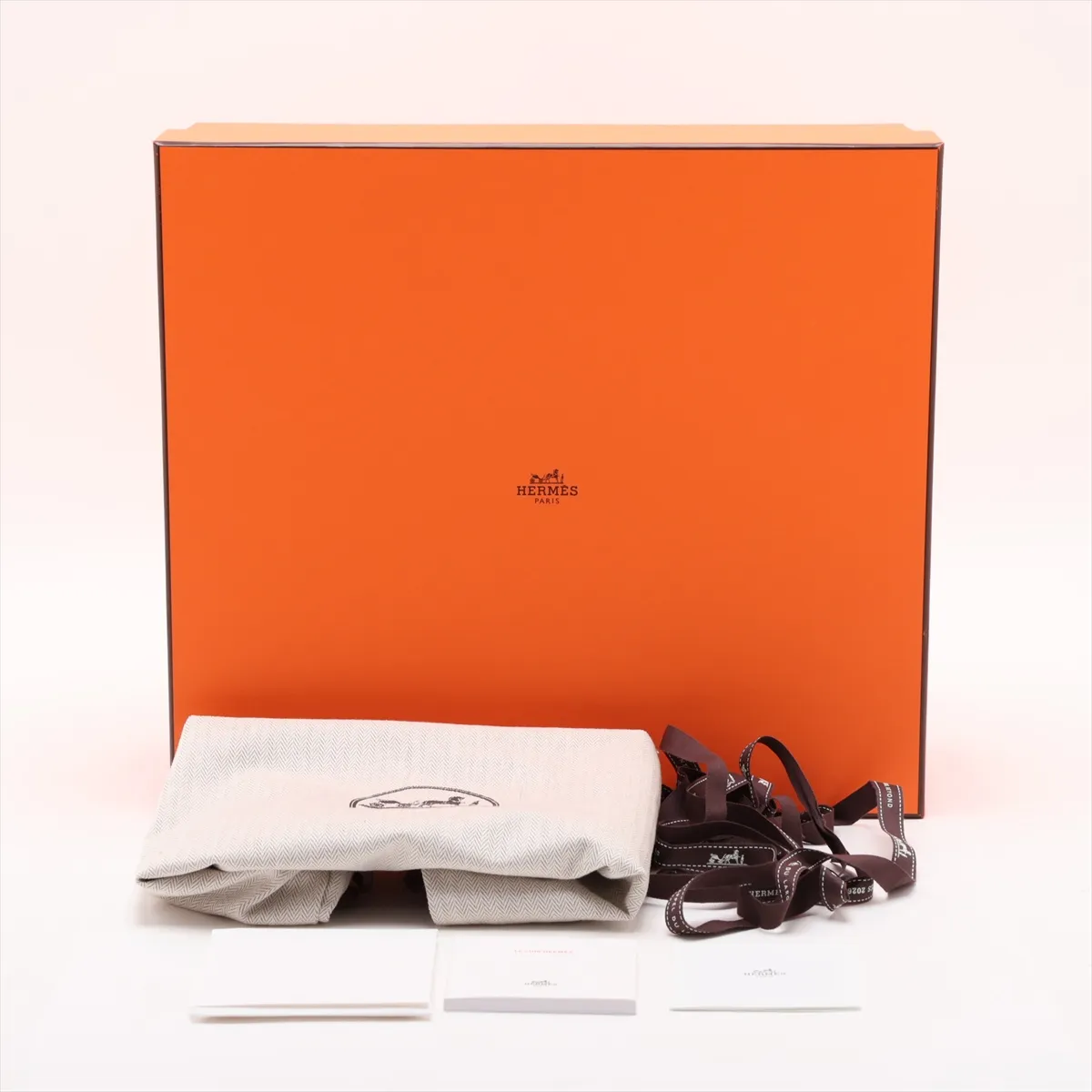[Individually packaged] Hermes Garden Party 30 TPM Negonda Etoupe Silver Hardware G: 2026 — view 10