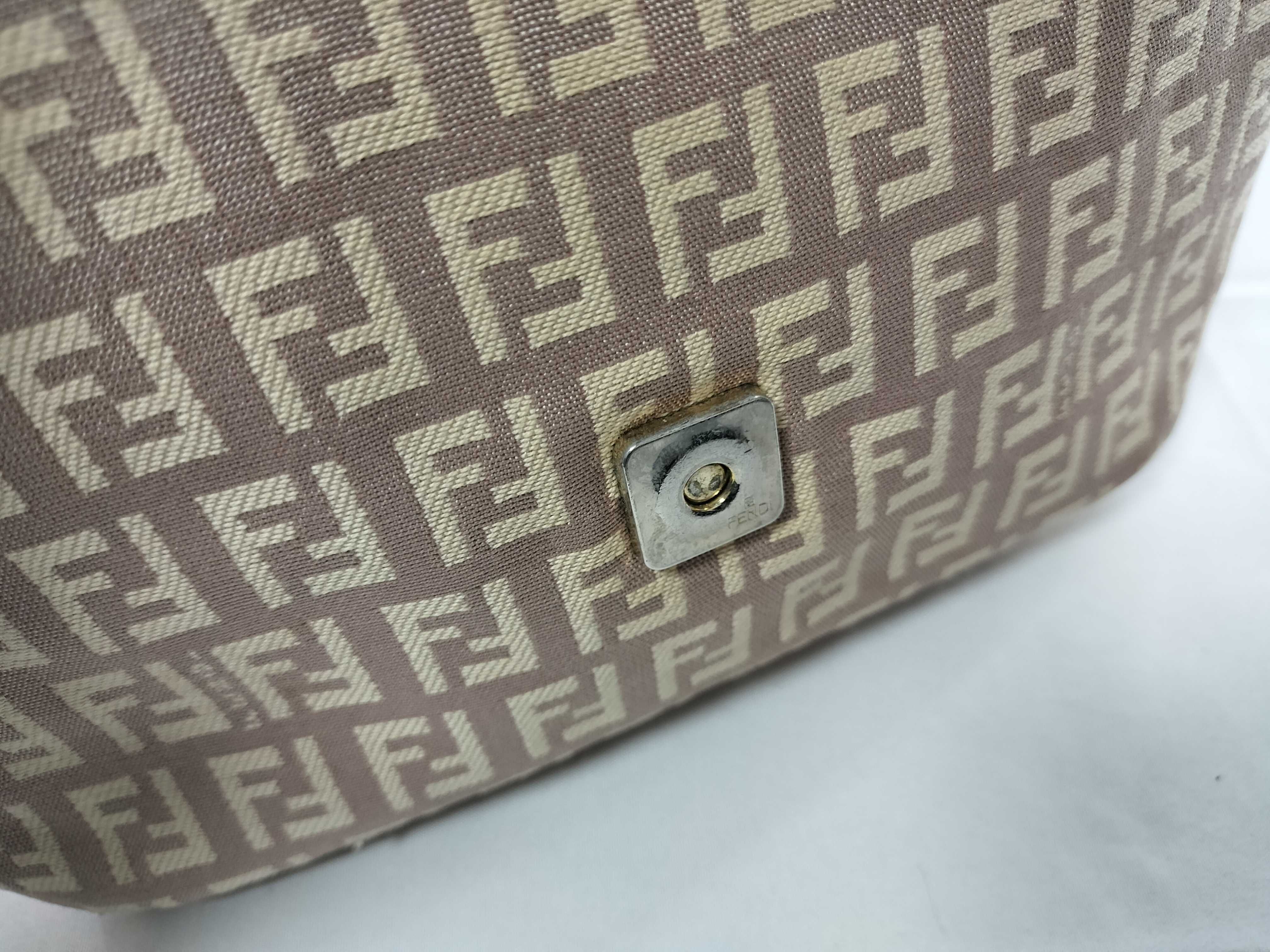 Mamma Shoulder Bag — view 13