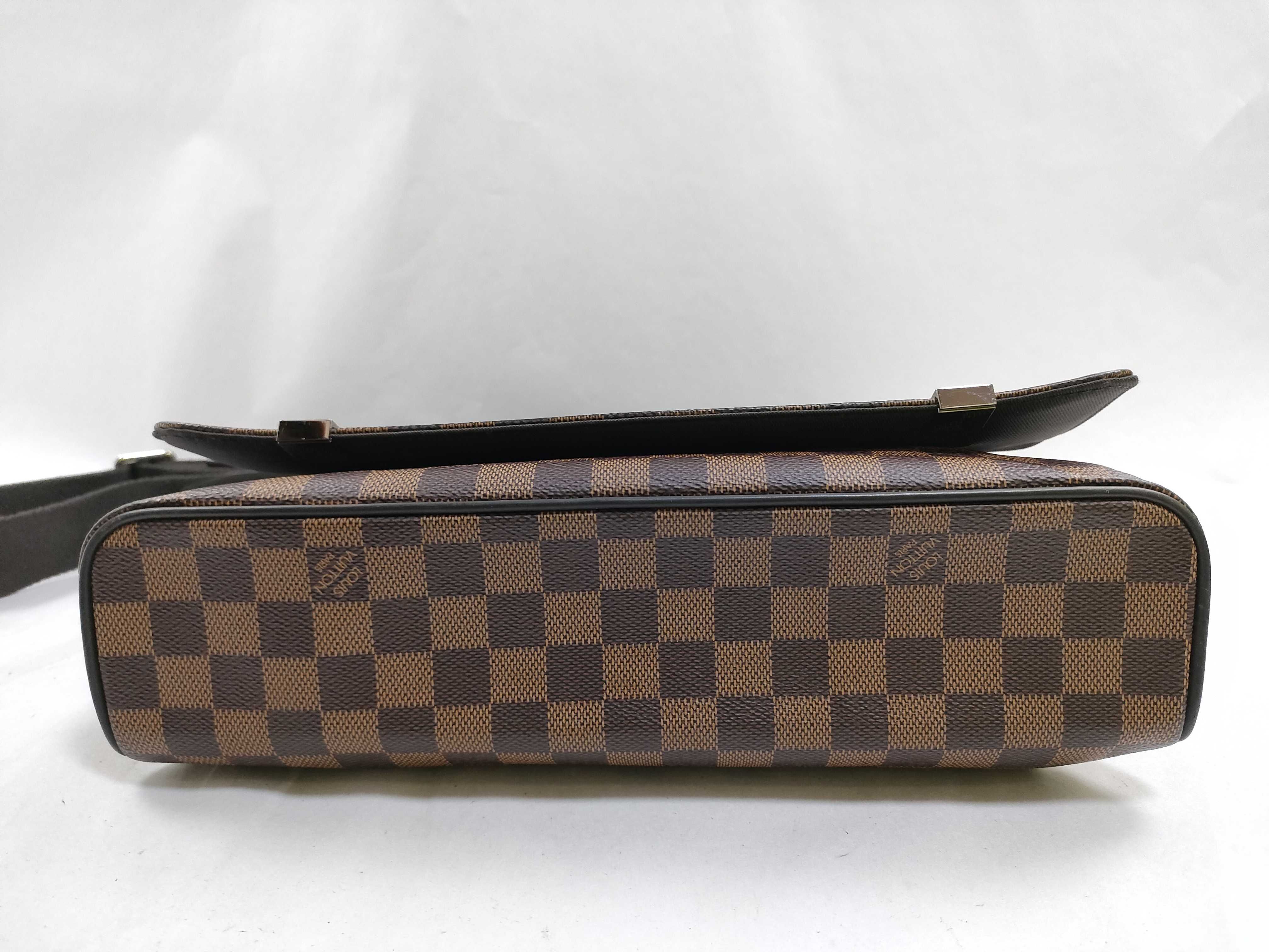 Damier ID- Damier Ebene District MM N41032 CA5108 Shoulder Bag — view 7