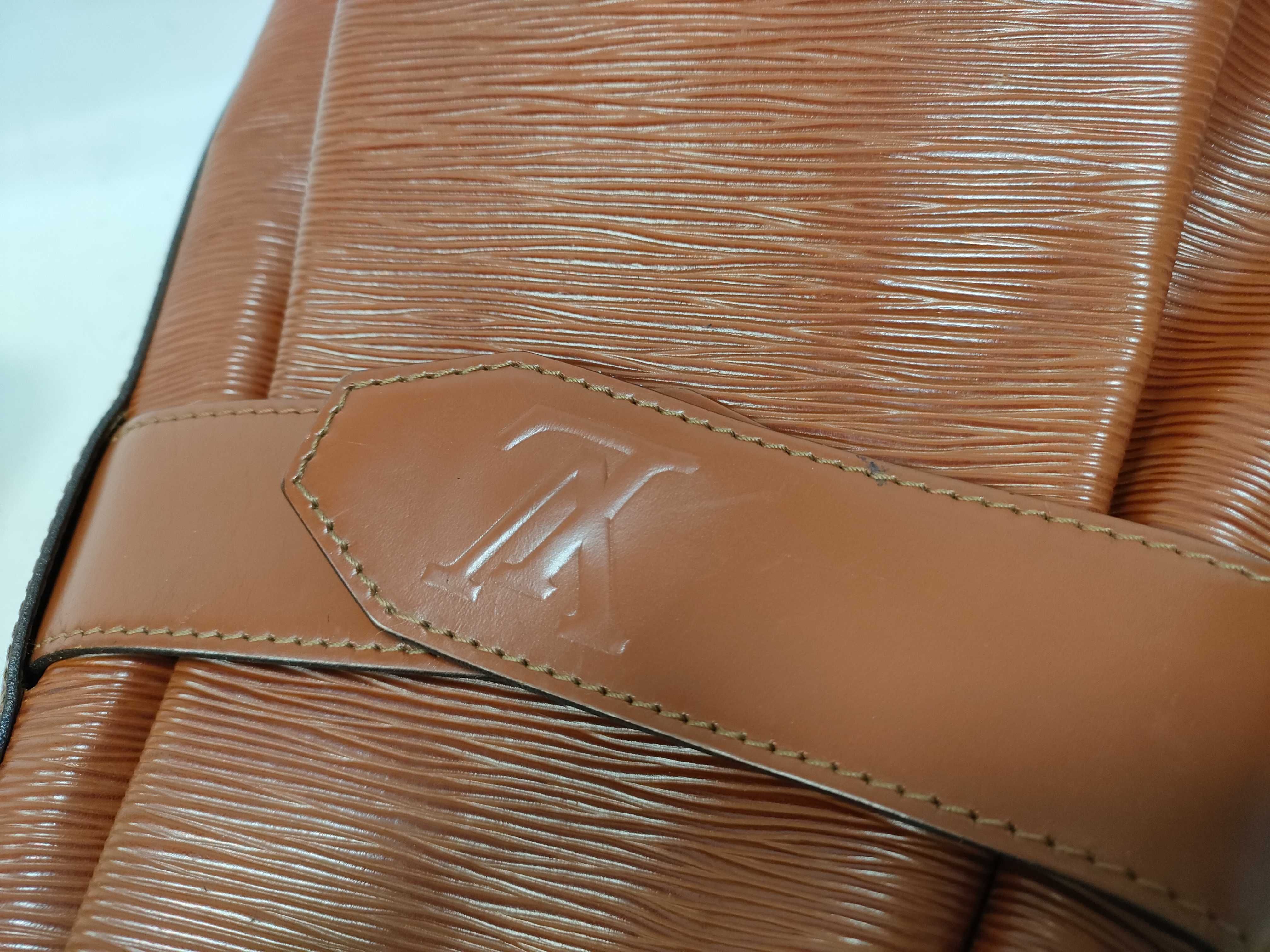 Epi M80203 Epi Sac Depaule PM Shoulder Bag — view 11