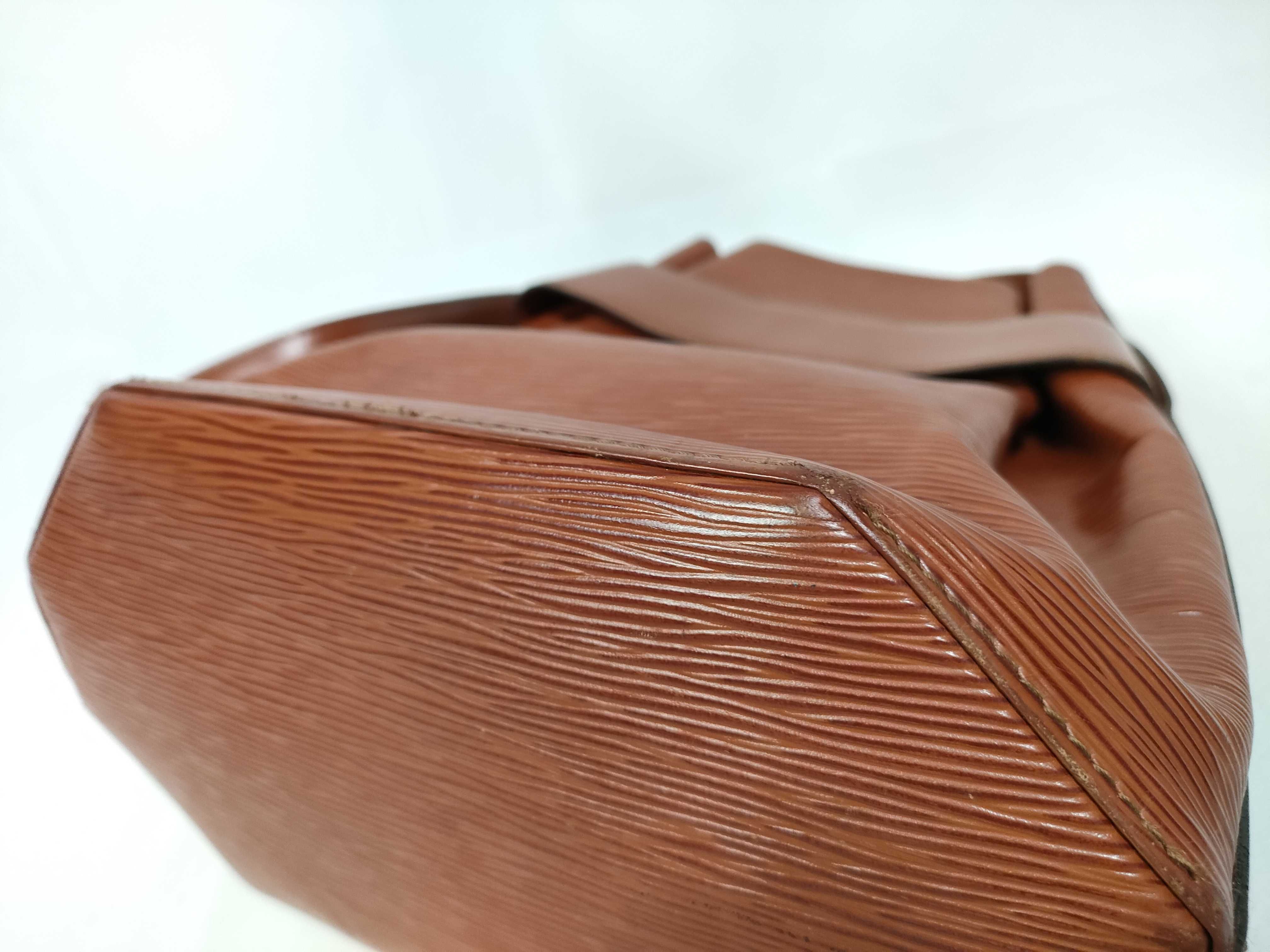 Epi M80203 Epi Sac Depaule PM Shoulder Bag — view 5