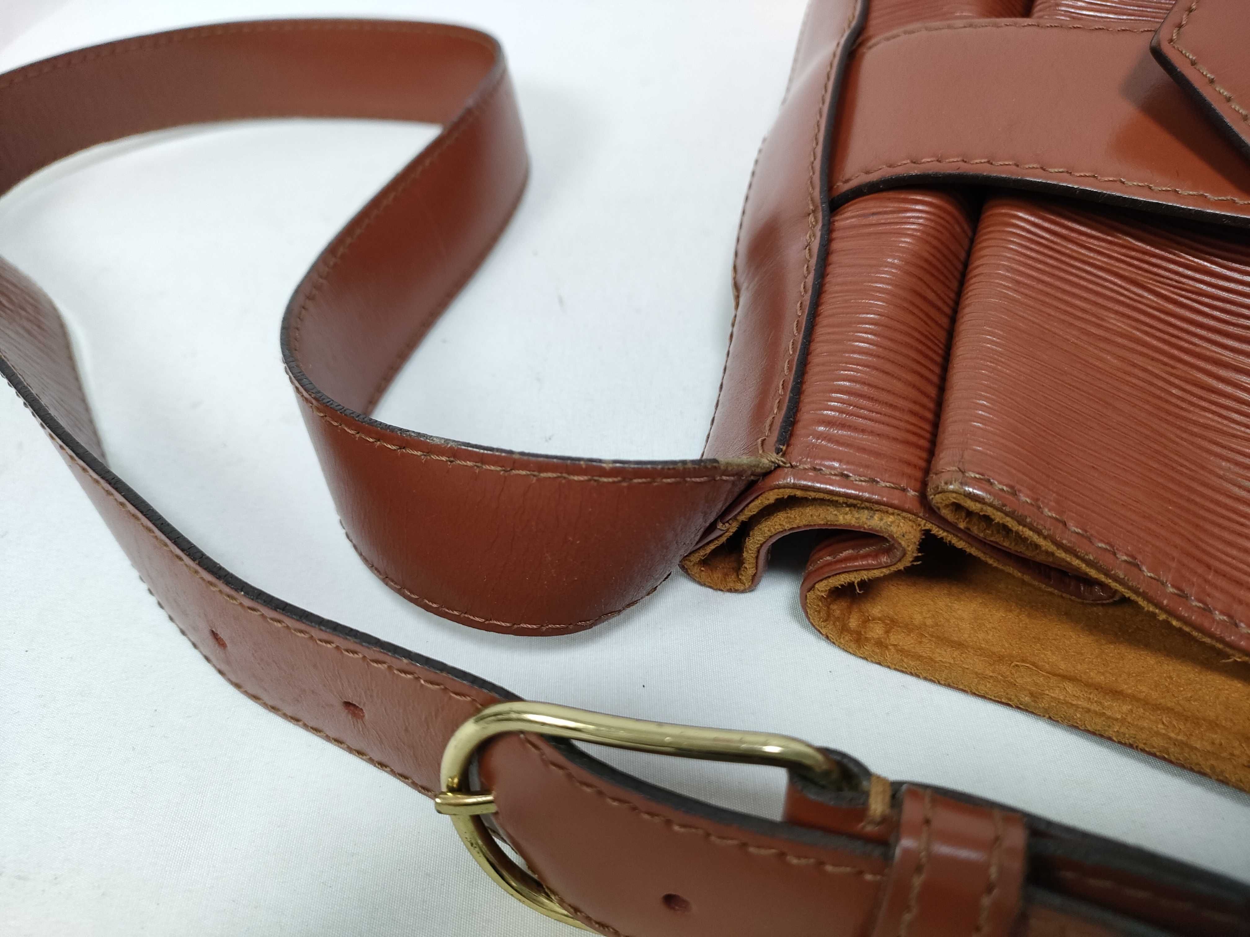 Epi M80203 Epi Sac Depaule PM Shoulder Bag — view 10