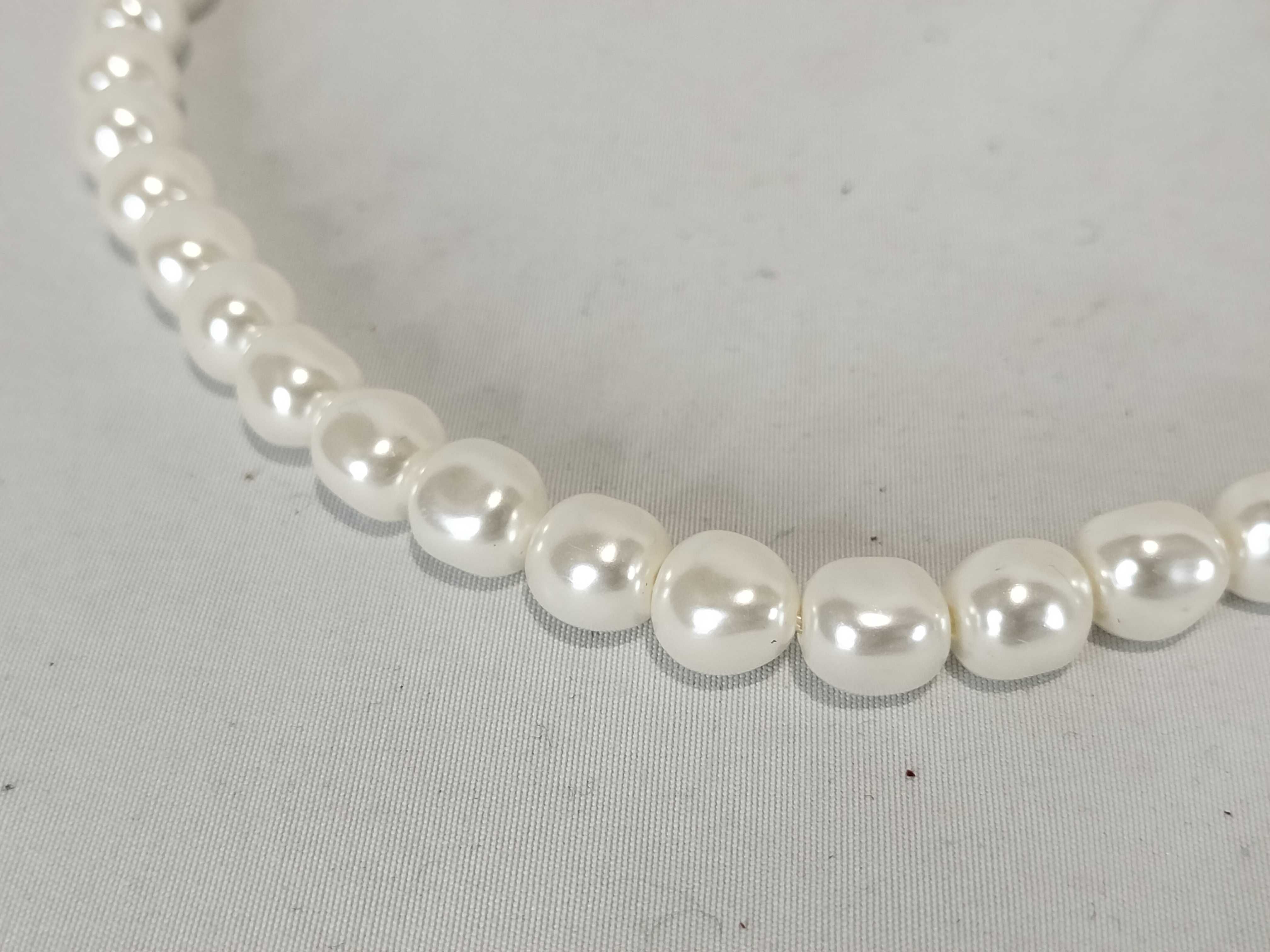 Montaigne Necklace CD Logo Pearl Rhinestone Necklace — view 2