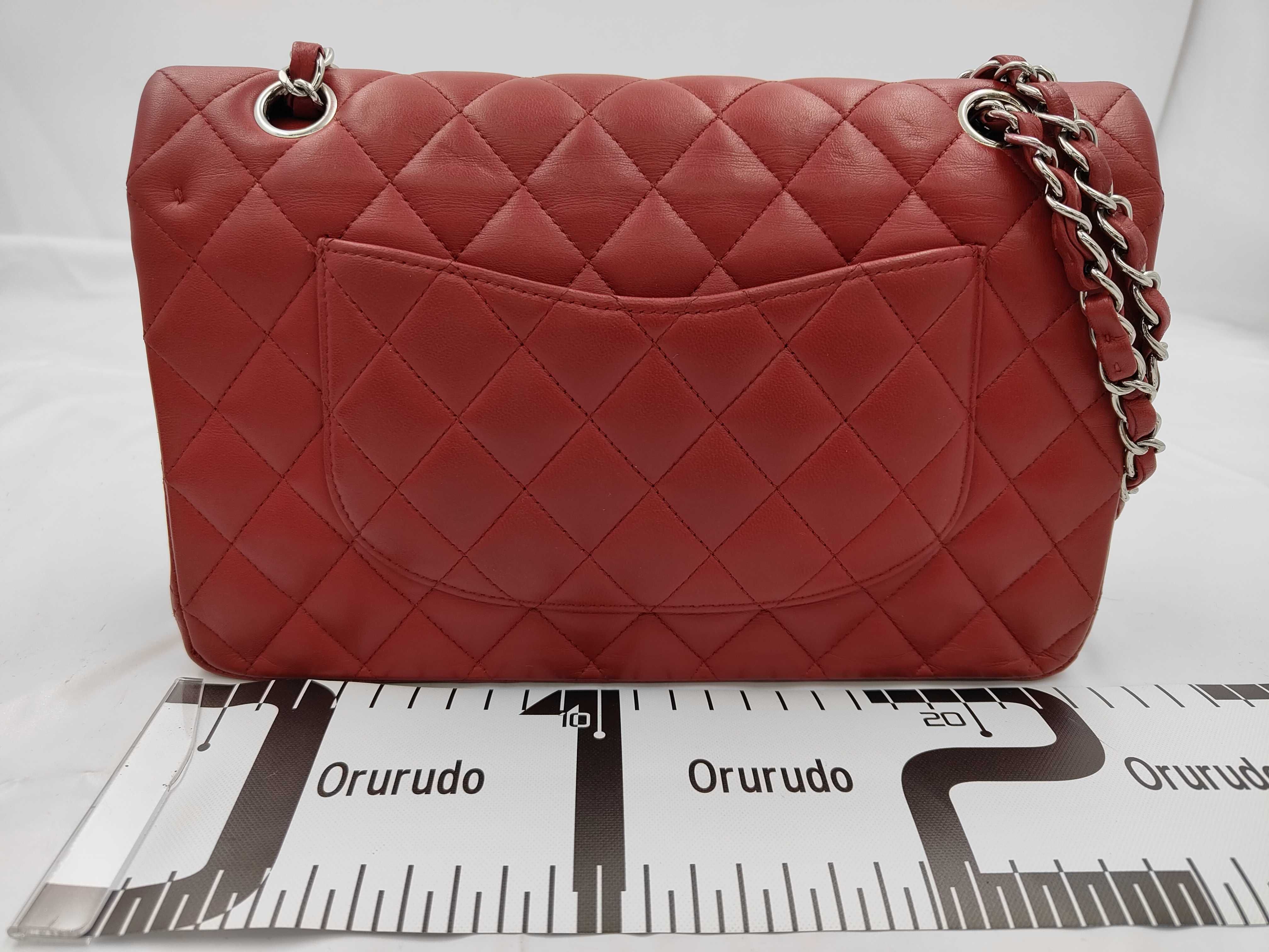 Matelassé 25 Double Flap Chain Shoulder Bag, Lambskin, Red — view 2