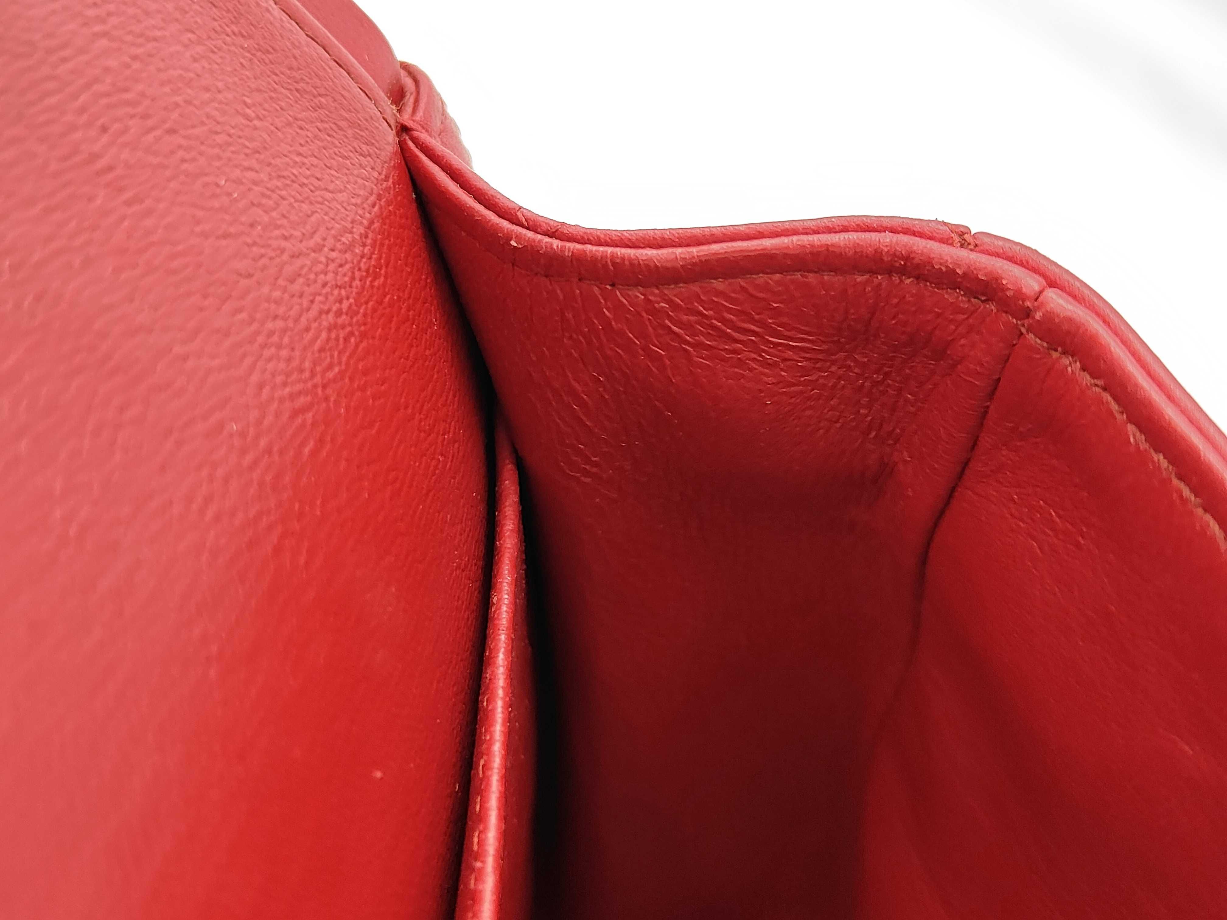 Matelassé 25 Double Flap Chain Shoulder Bag, Lambskin, Red — view 9