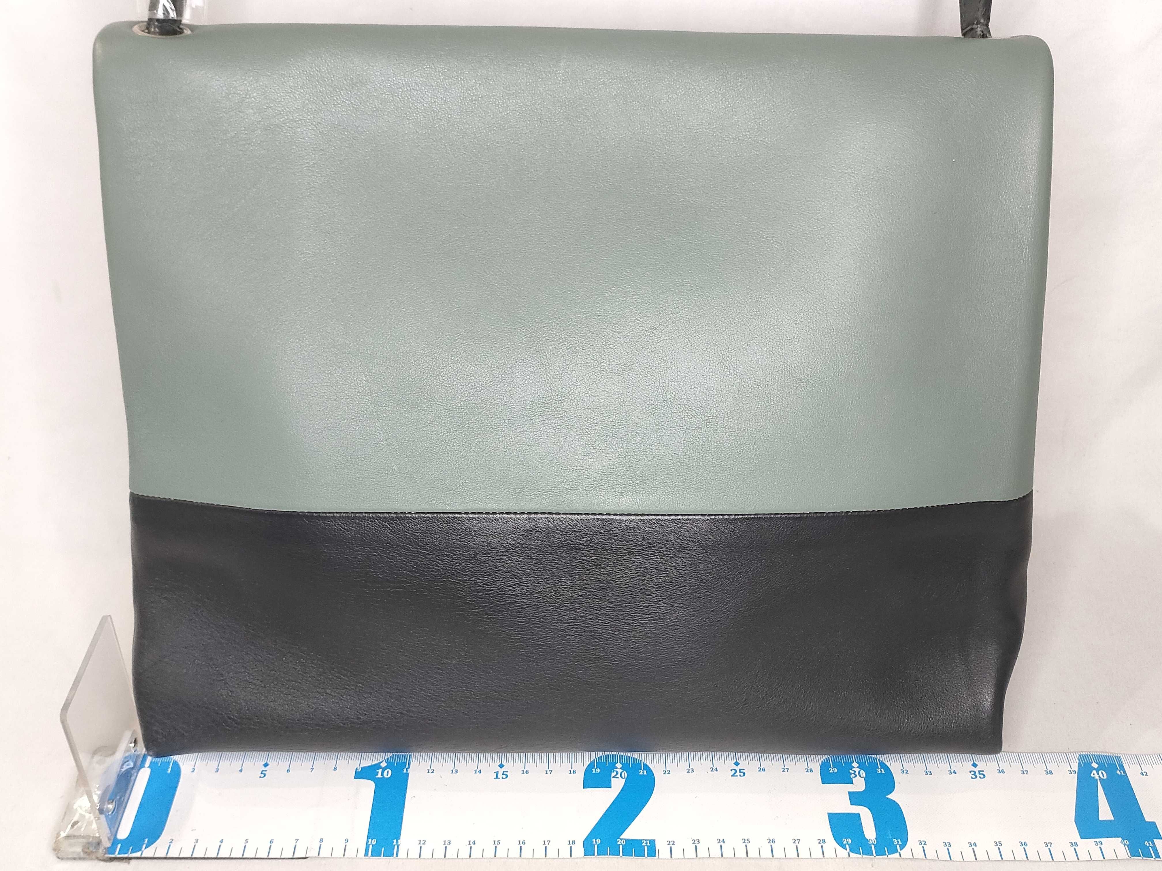 PH - Sage Green and Black Leather All Soft Shoulder Bag 34cm — view 2