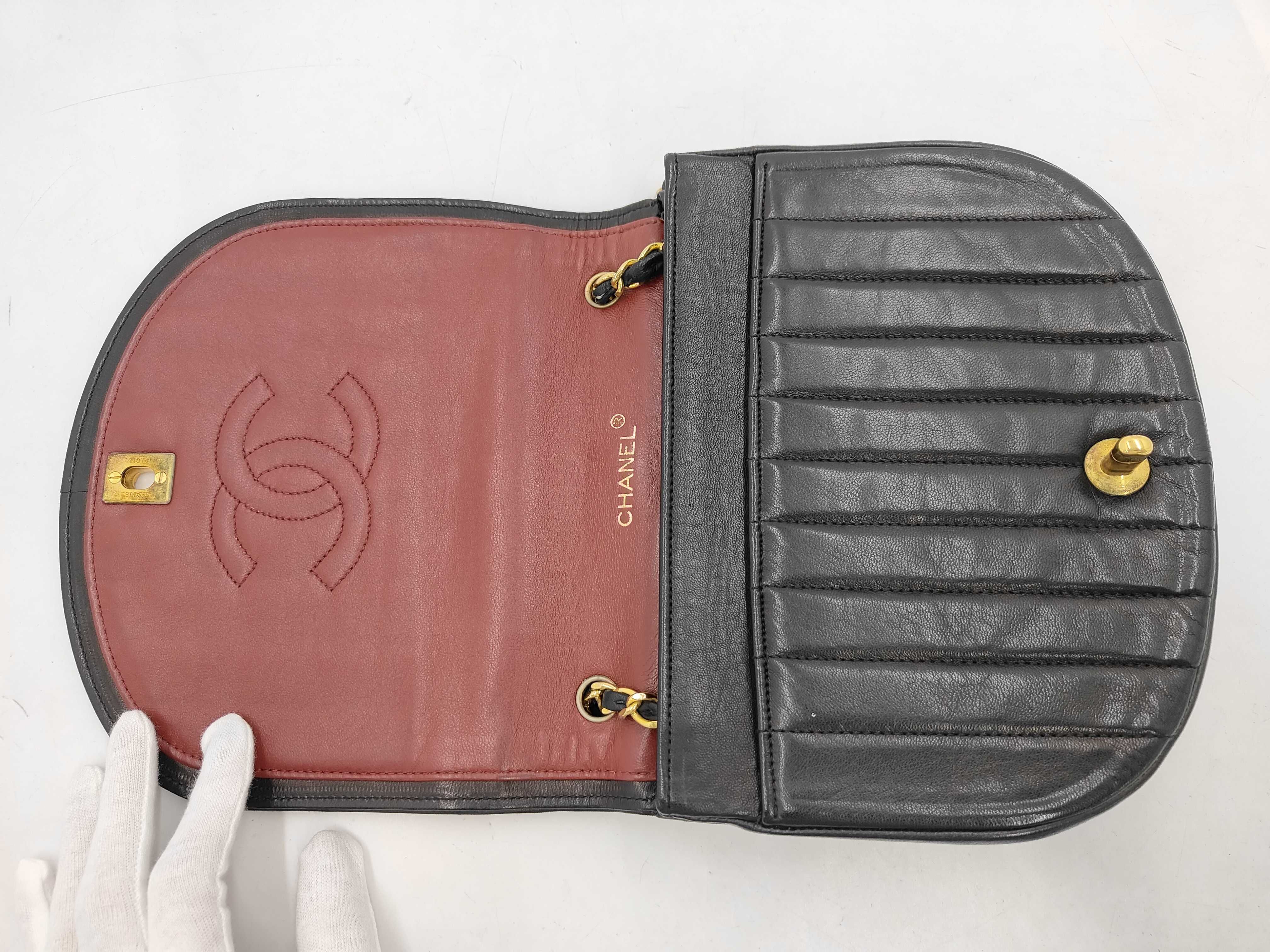 Lambskin Shoulder Bag (Black) — view 5