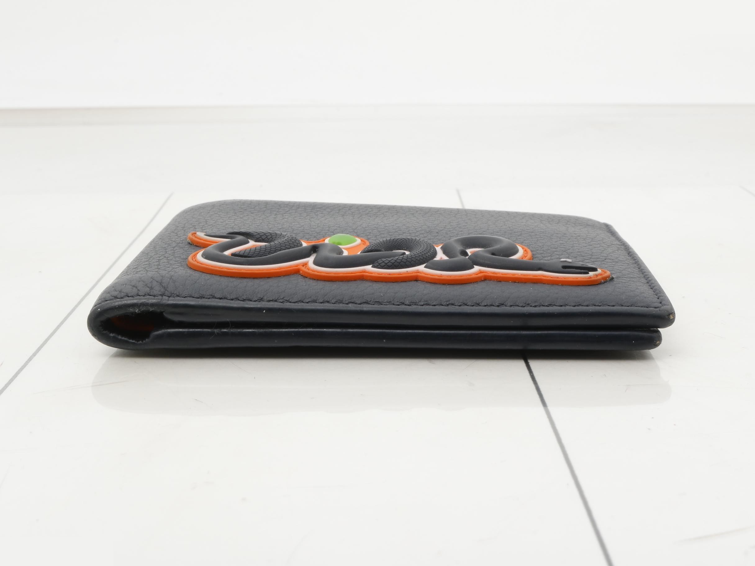 KAWS Collaboration Compact Wallet 10BO 027 — view 3