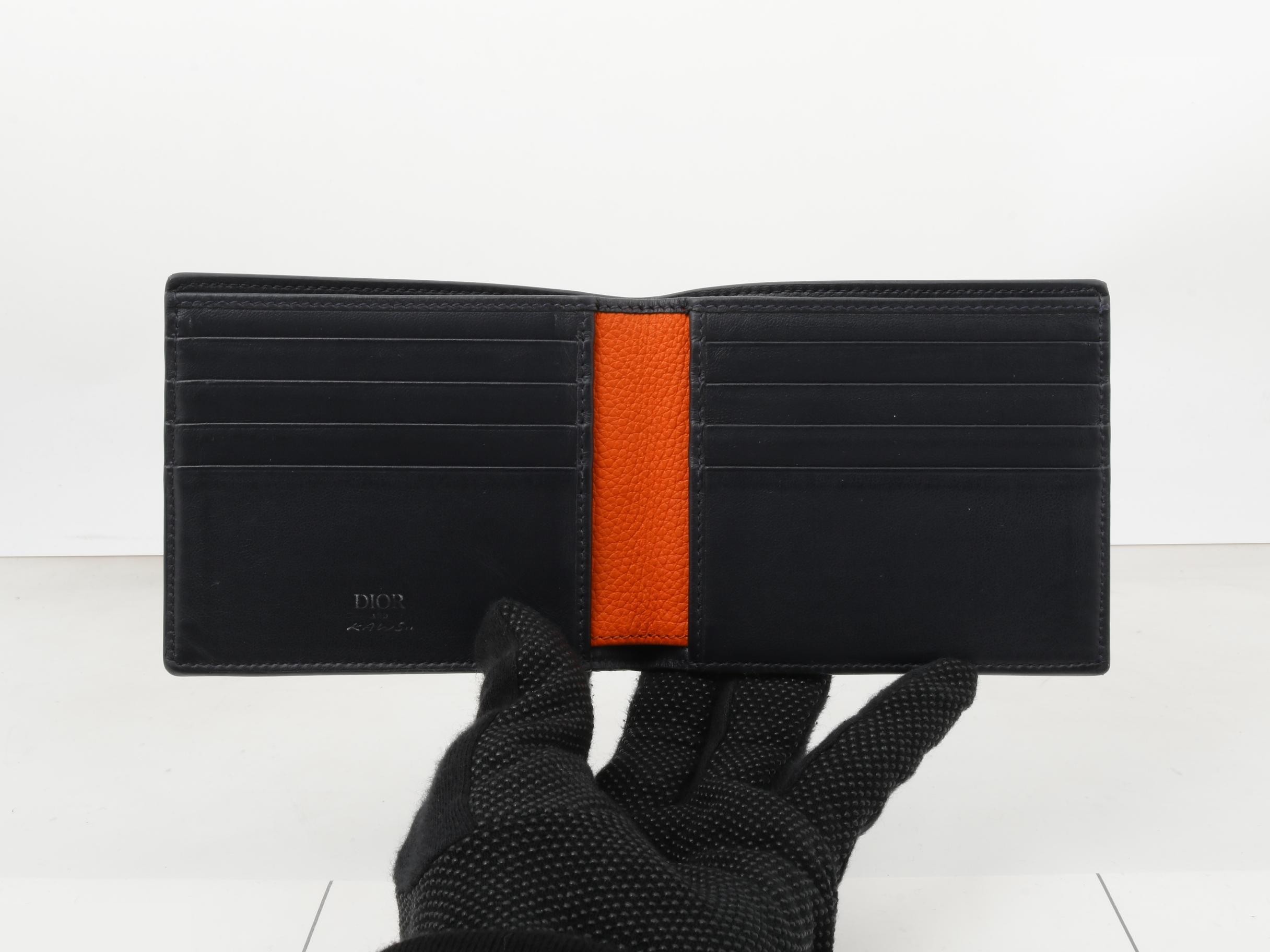 KAWS Collaboration Compact Wallet 10BO 027 — view 4