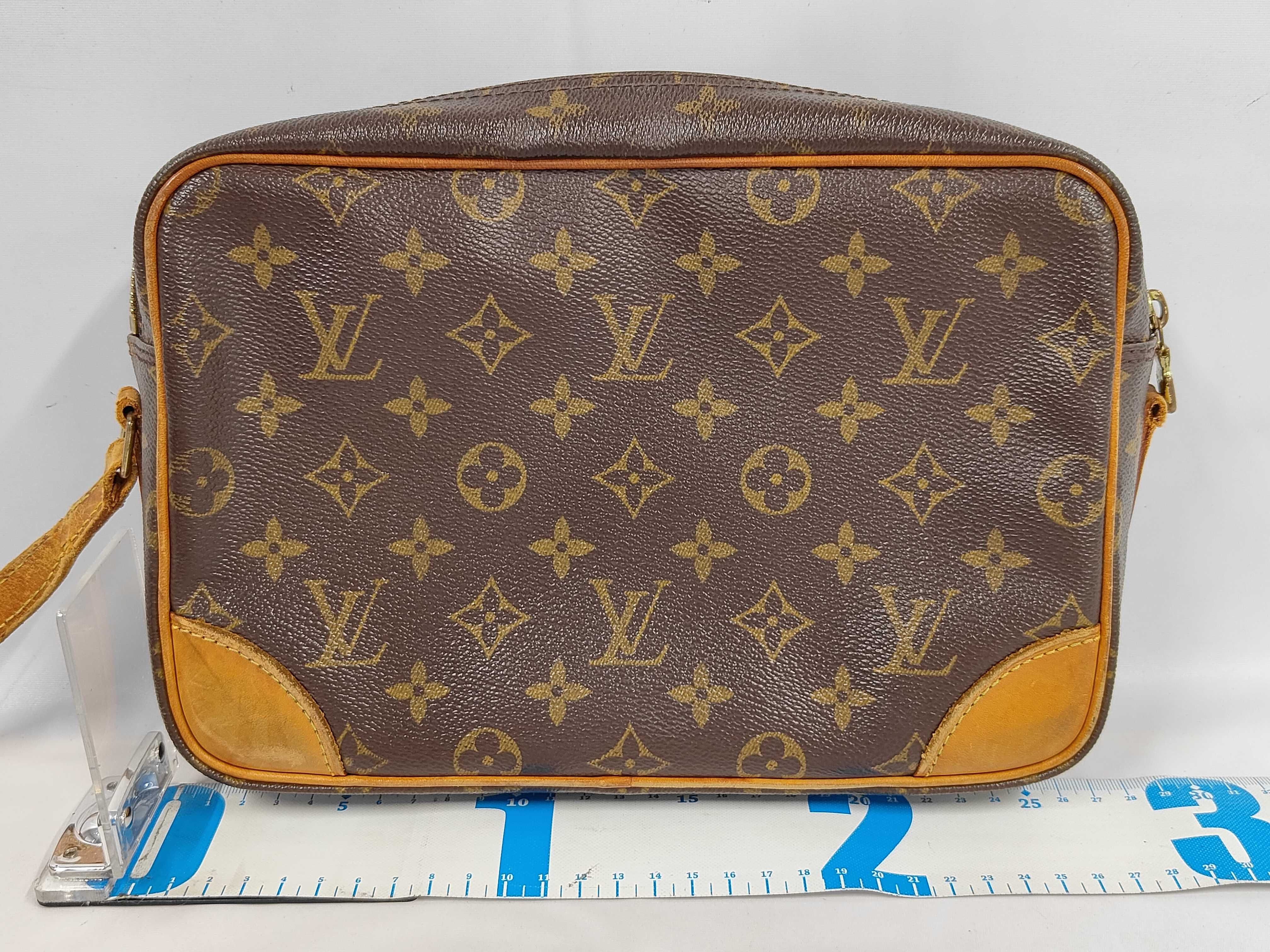 M51276 Trocadero 23, Lot No. Unknown, Shoulder Bag — view 2