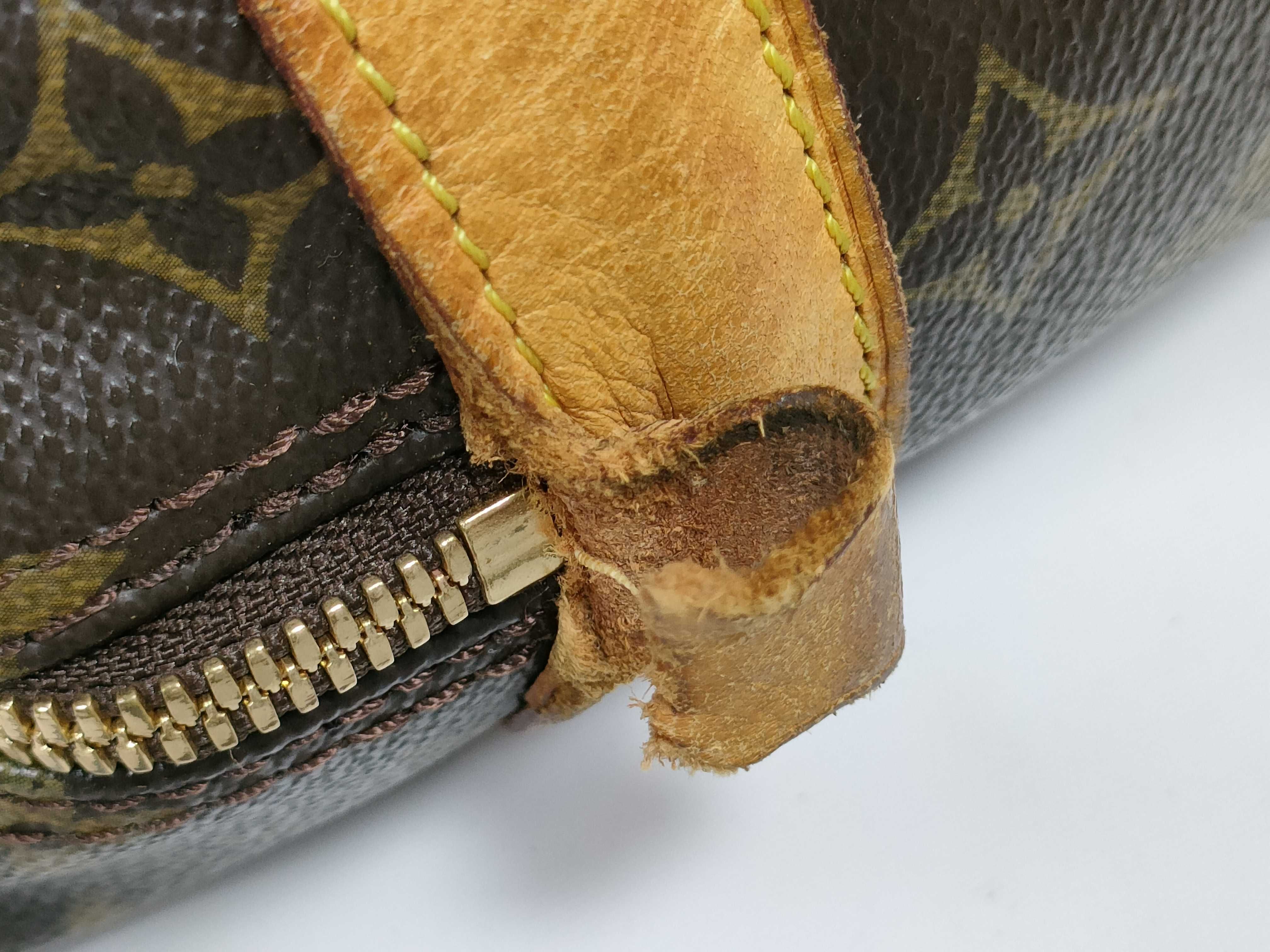Monogram M23252 Icare Business Bag — view 6