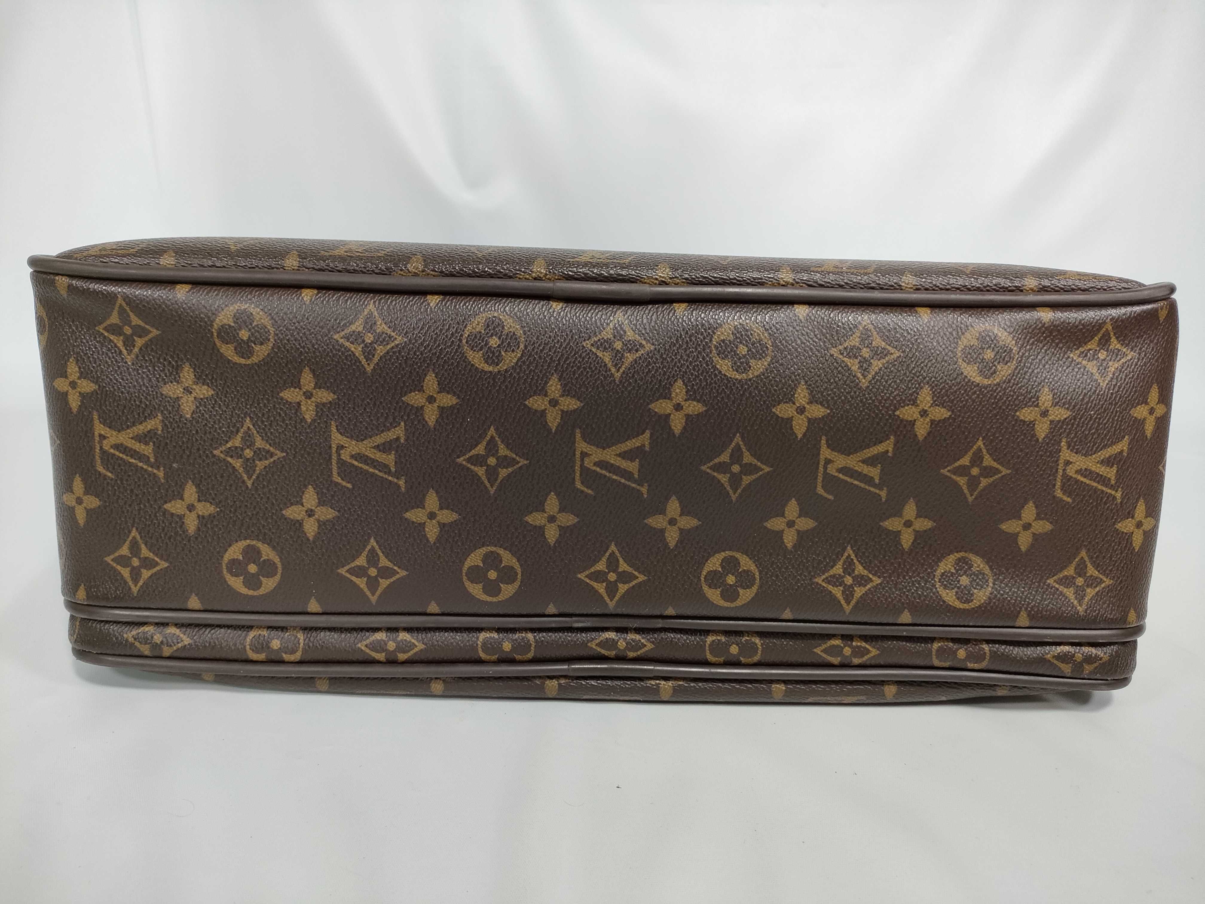 Monogram M23252 Icare Business Bag — view 8