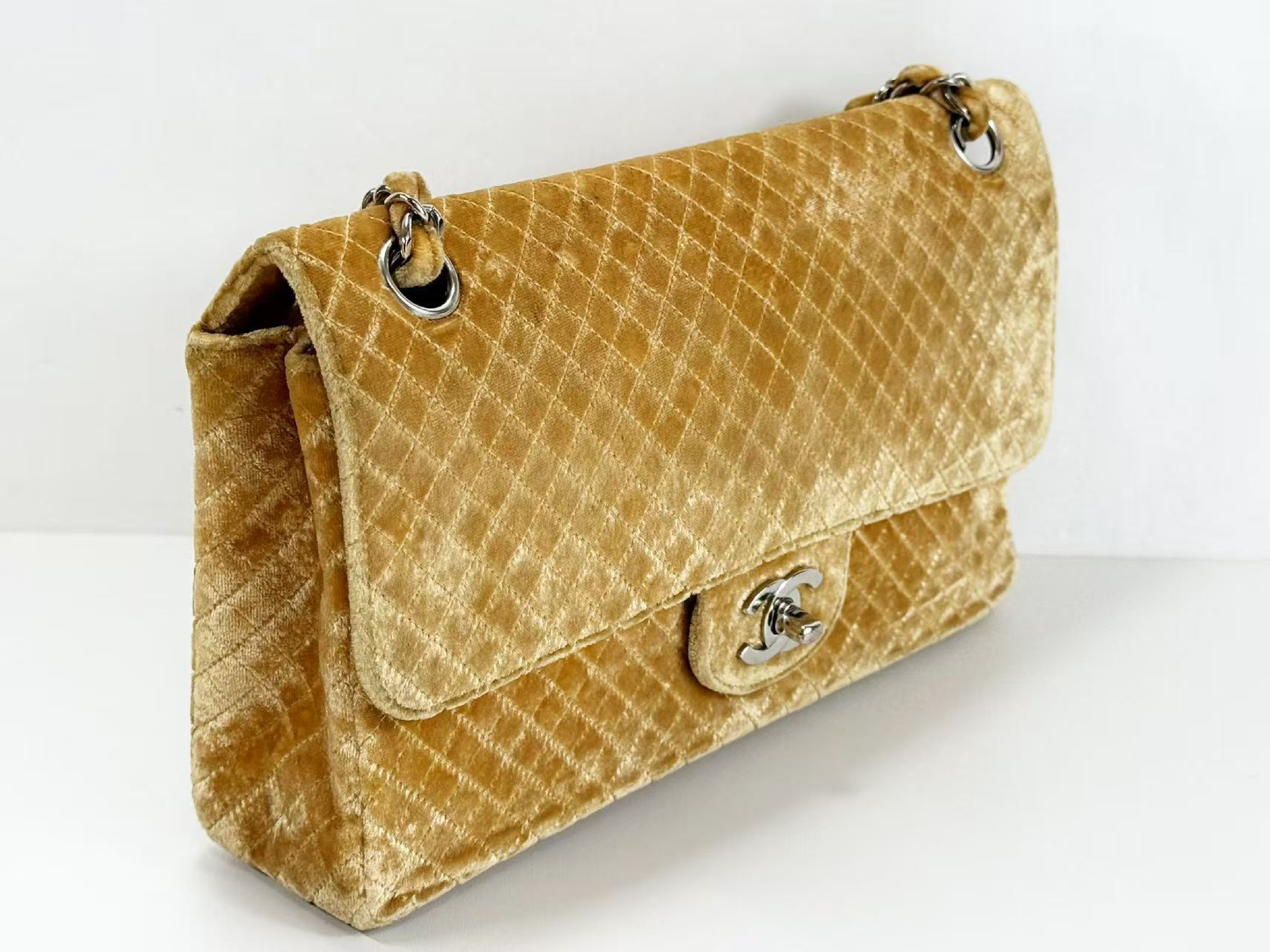 Velour Matelassé Micro Double Chain Vintage 4 Series W25cm Approx. [Comes with dust bag, authenticity card, and seal] Silver Hardware Shoulder Bag 4019185 — view 6