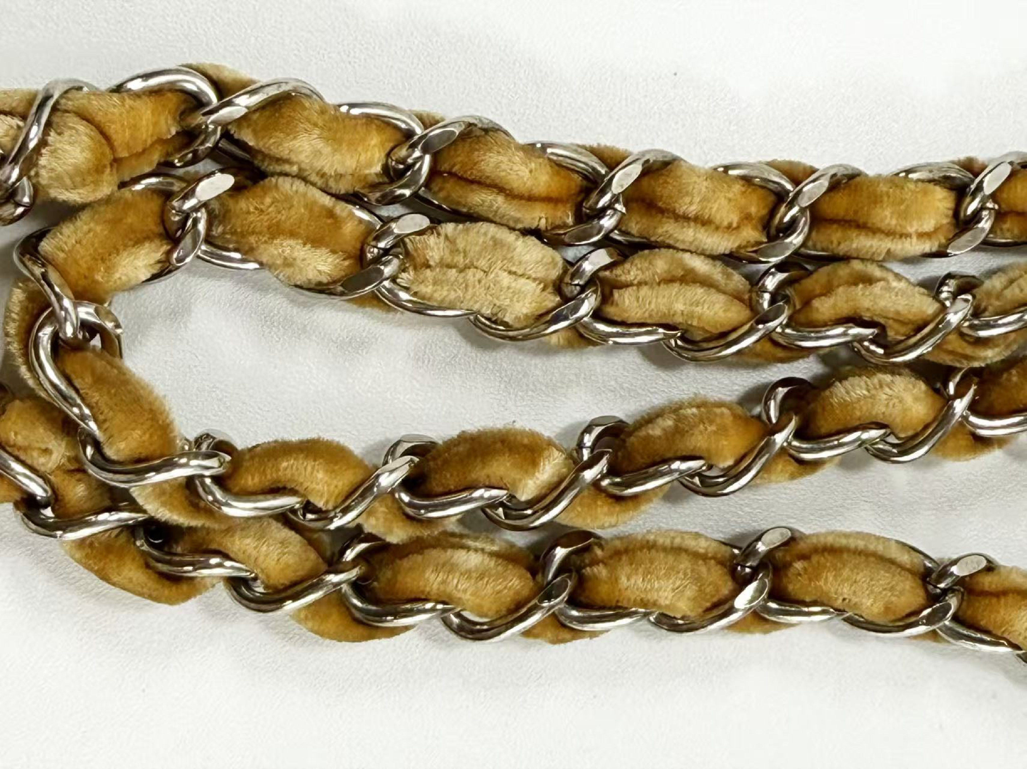 Velour Matelassé Micro Double Chain Vintage 4 Series W25cm Approx. [Comes with dust bag, authenticity card, and seal] Silver Hardware Shoulder Bag 4019185 — view 9