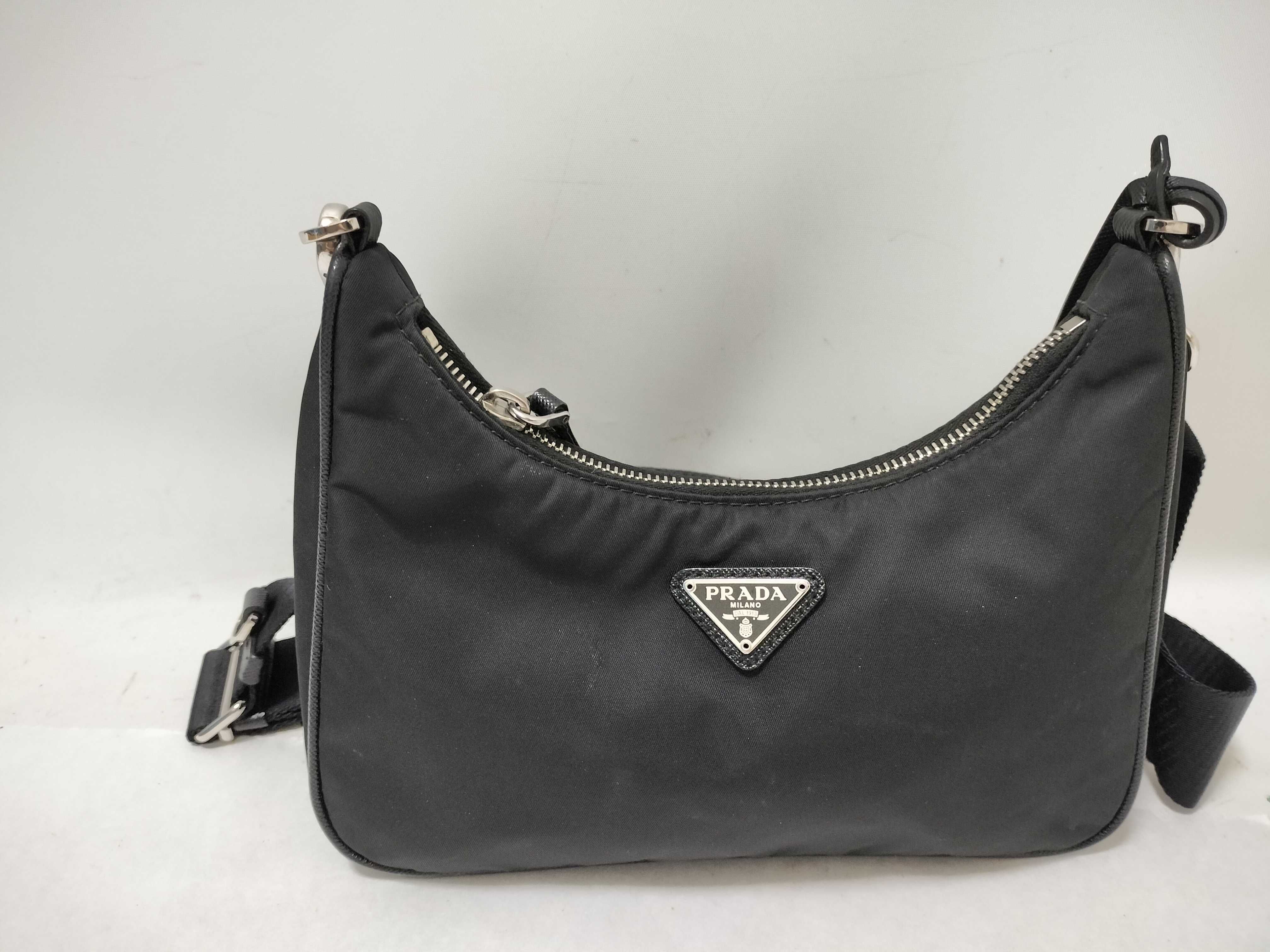 Re Nylon x Leather Shoulder Bag with White Tag