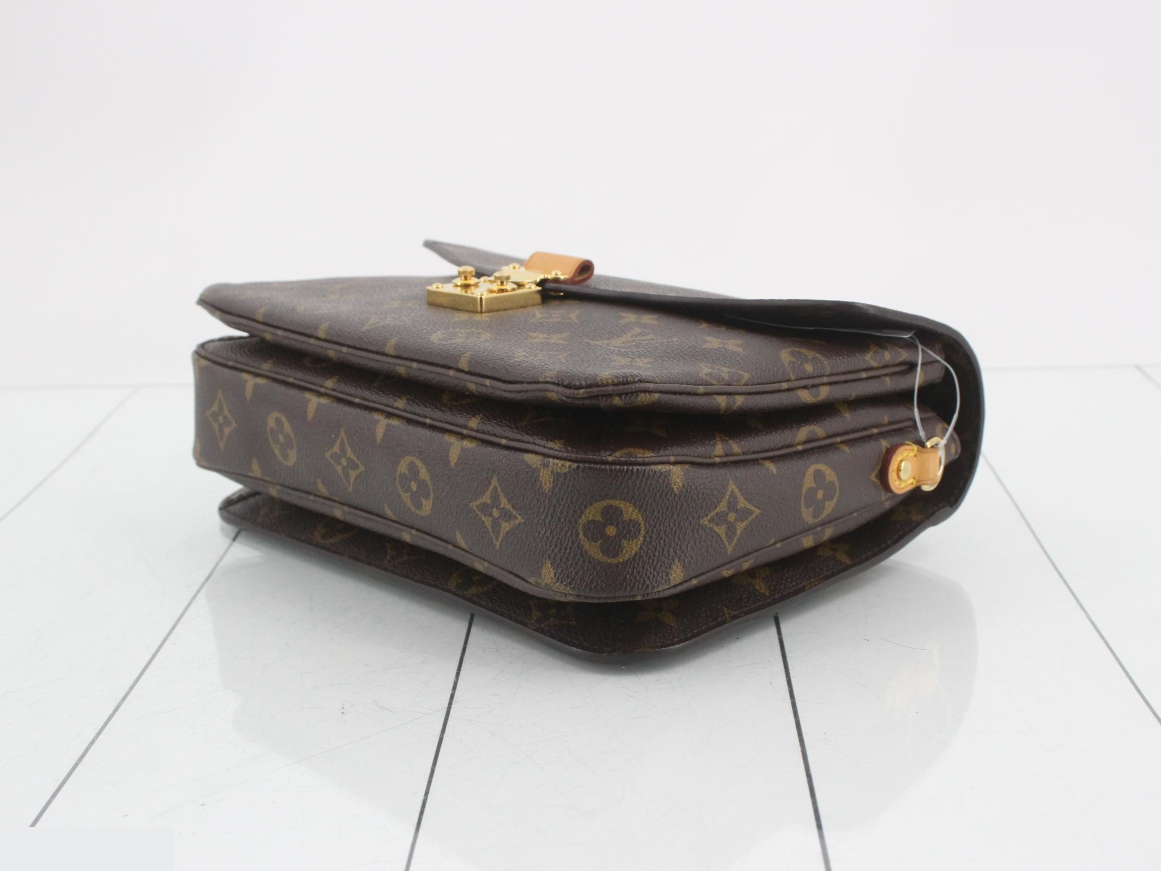 Monogram Pochette Metis MM 2-Way Handbag — view 6