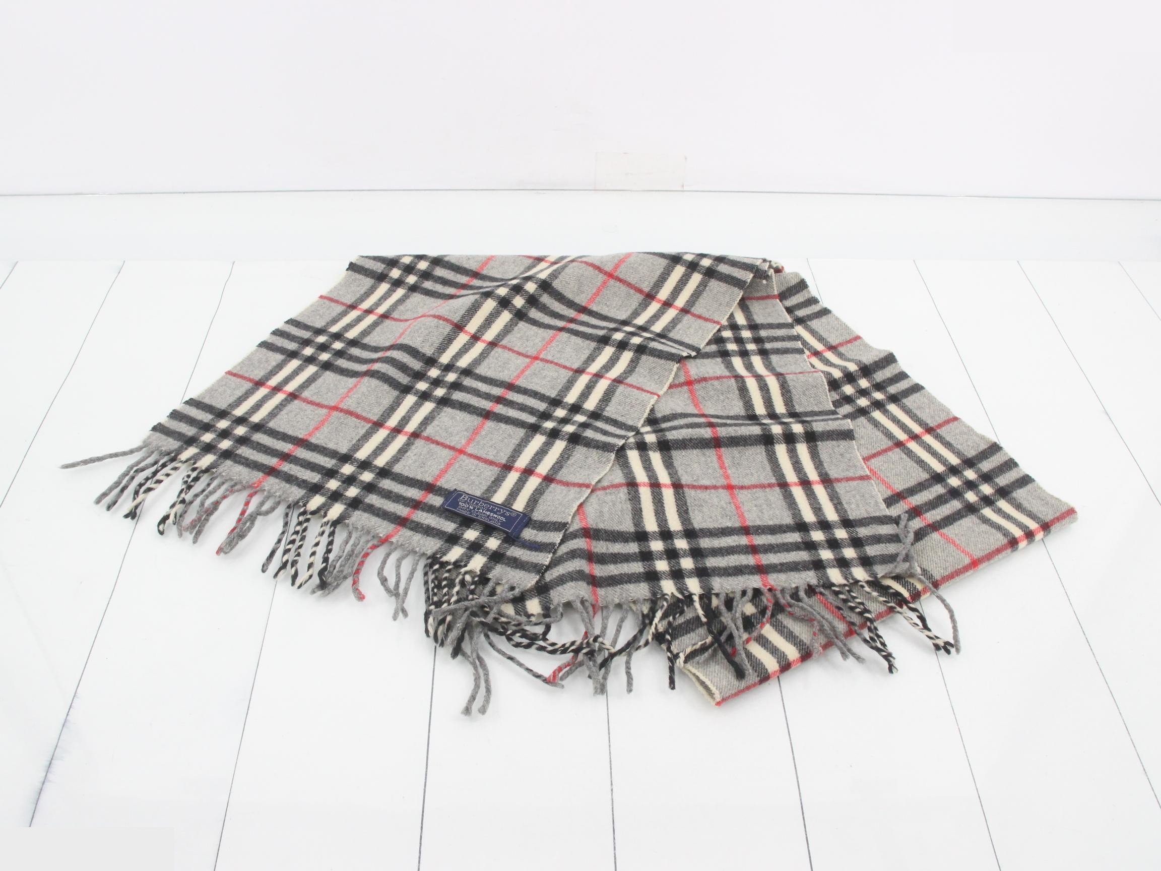 Other lines: Small items, accessories, and scarves — view 2