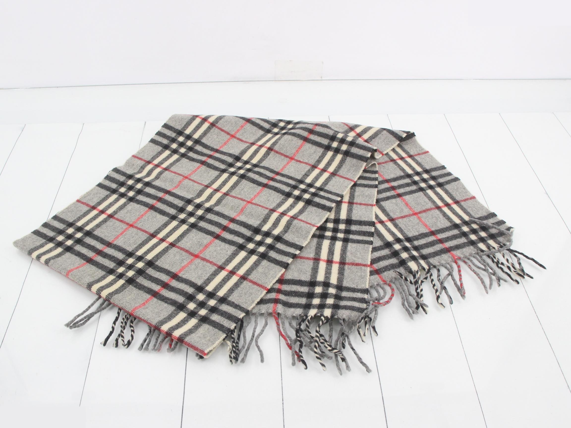 Other lines: Small items, accessories, and scarves — view 3
