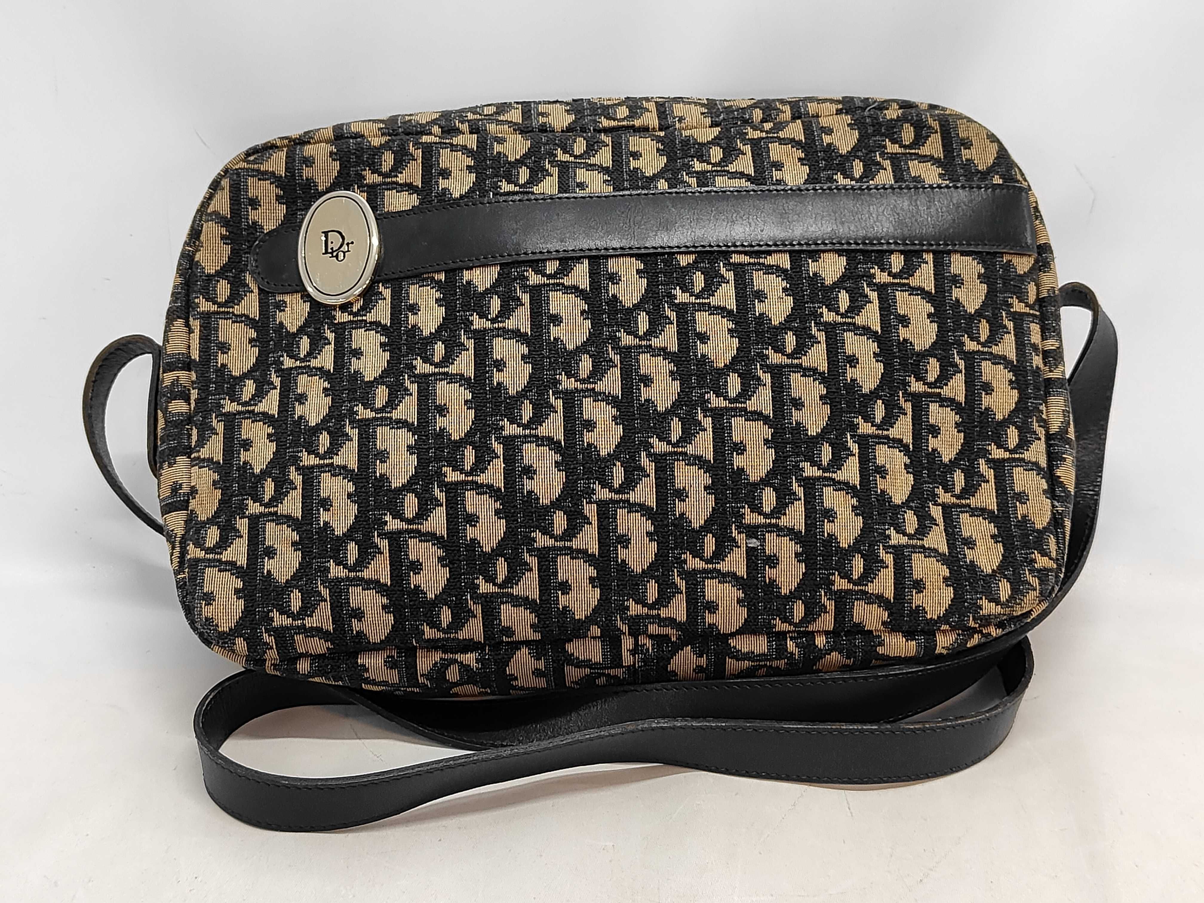 Trotter Shoulder Bag