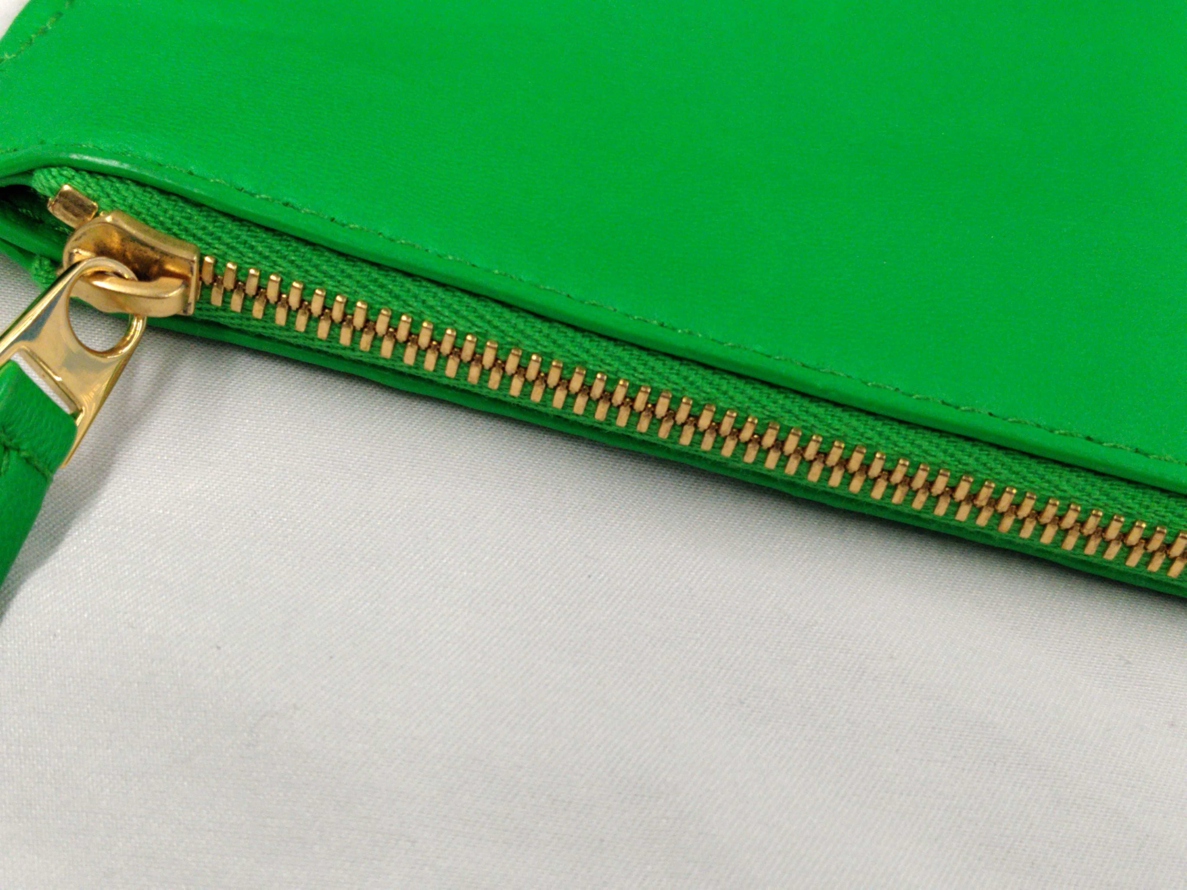 Intrecciato Bottega Veneta Maxi Intrecciato Arcomini Tote Bag Leather RFID Green Pouch Tote Bag — view 14