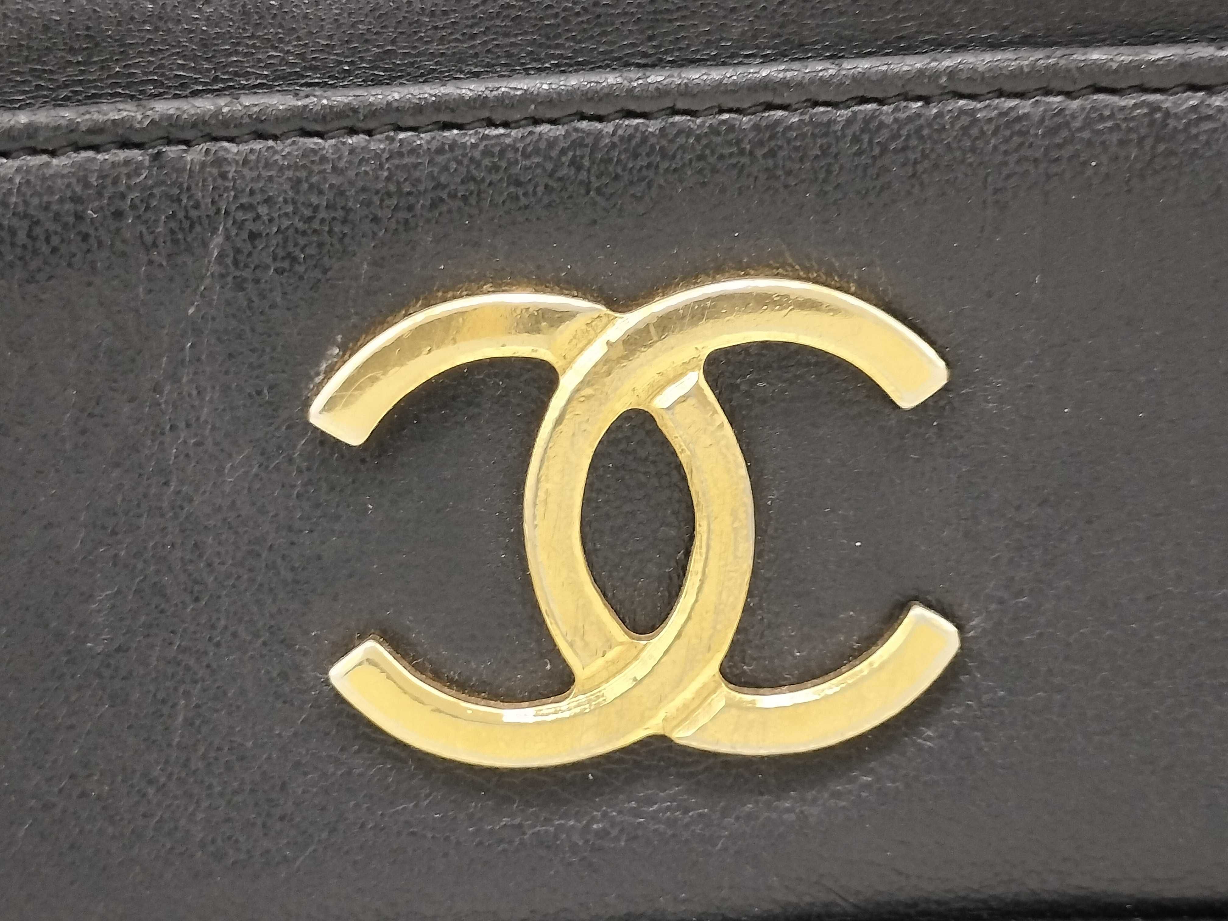 Lambskin Coco Ball Old Drawstring Shoulder Bag — view 15