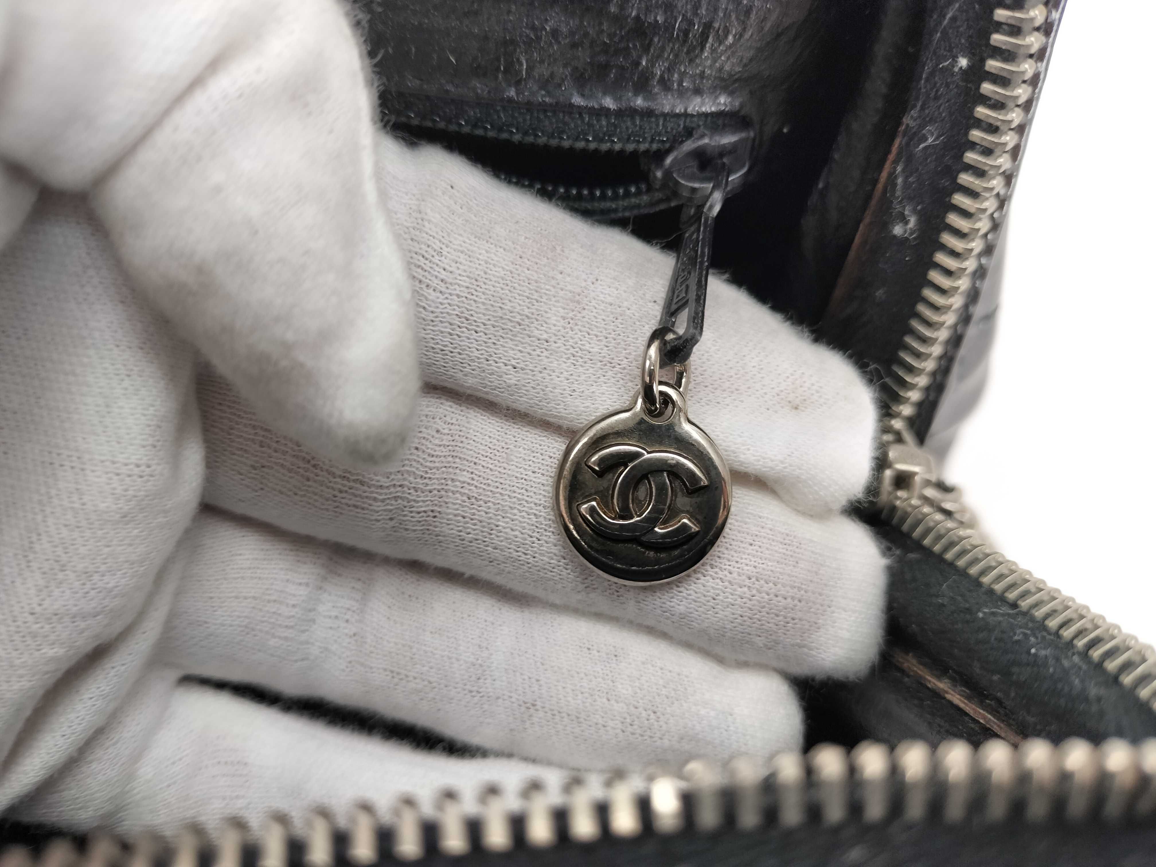 Enamel Coco Mark Chain Shoulder Bag — view 14