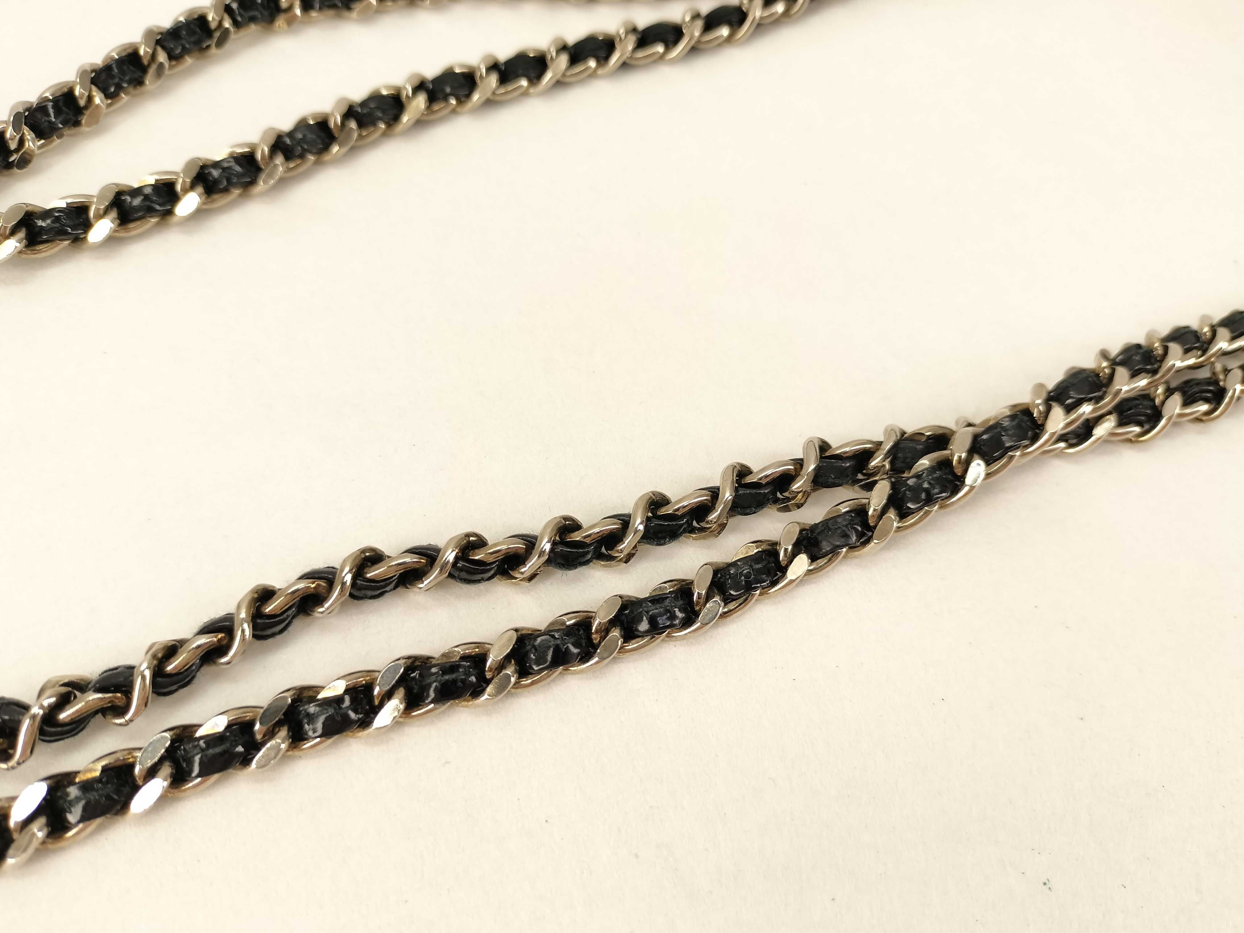 Enamel Coco Mark Chain Shoulder Bag — view 4