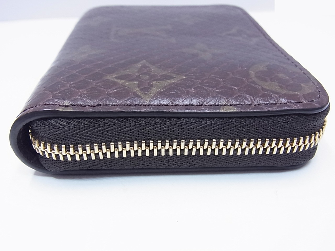 Zippy Coin Purse, Exotic Python, Unused — view 7