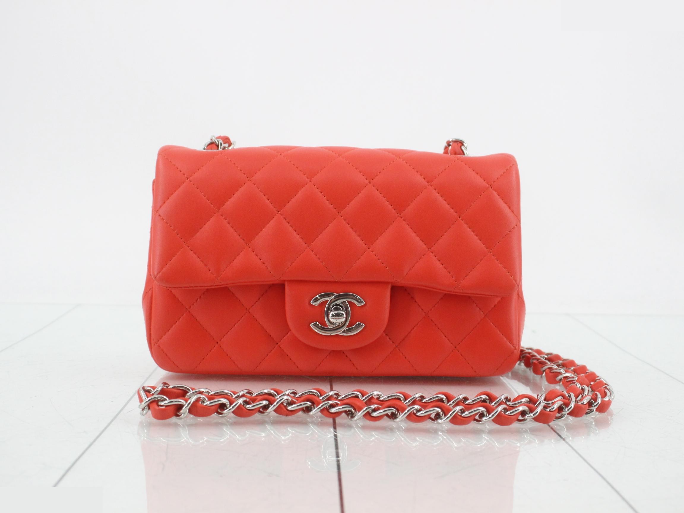 Lambskin Mini Matelassé Chain Shoulder Bag